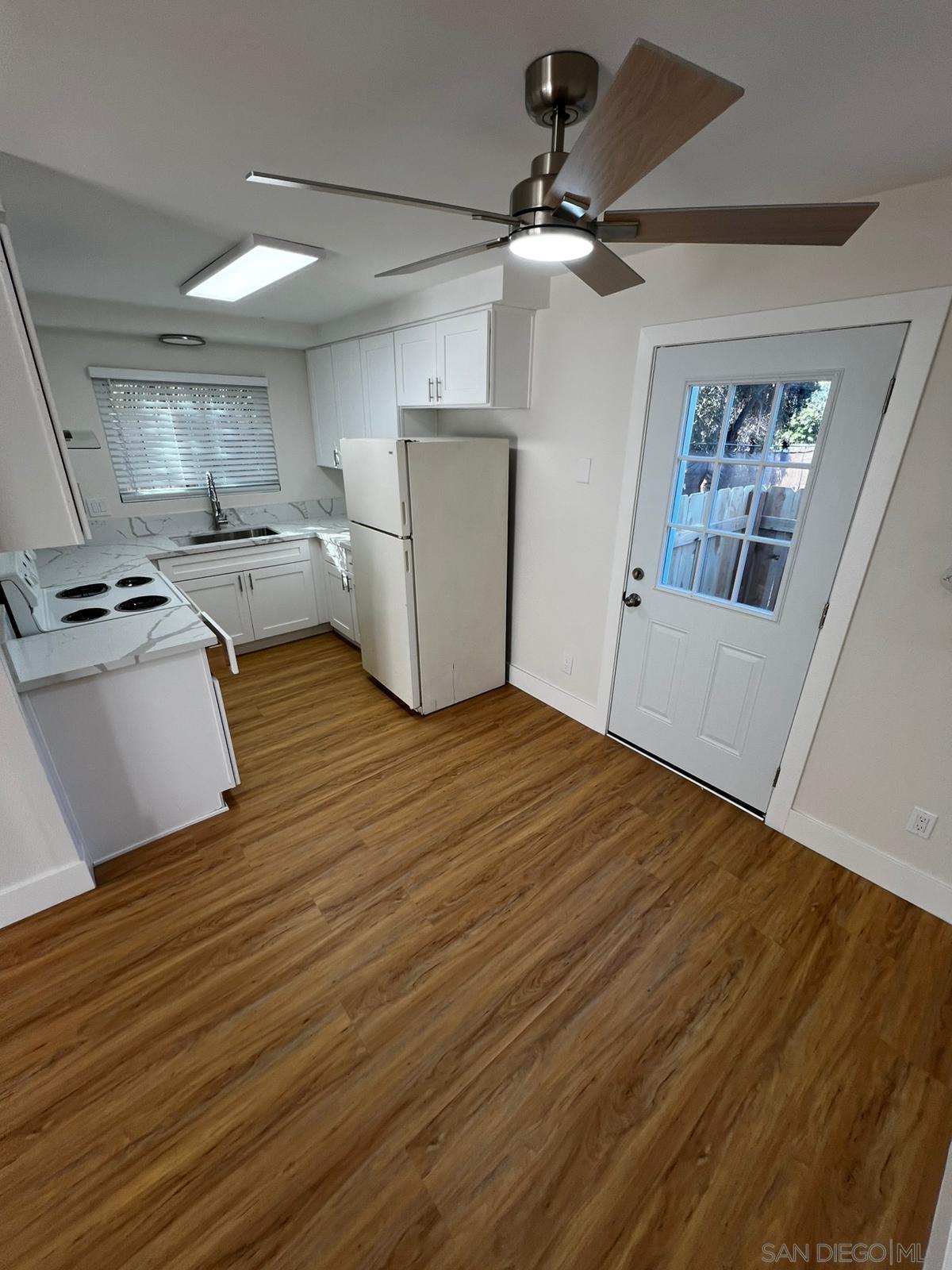 Detail Gallery Image 4 of 37 For 5337  Groveland Dr, San Diego,  CA 92114 - – Beds | – Baths