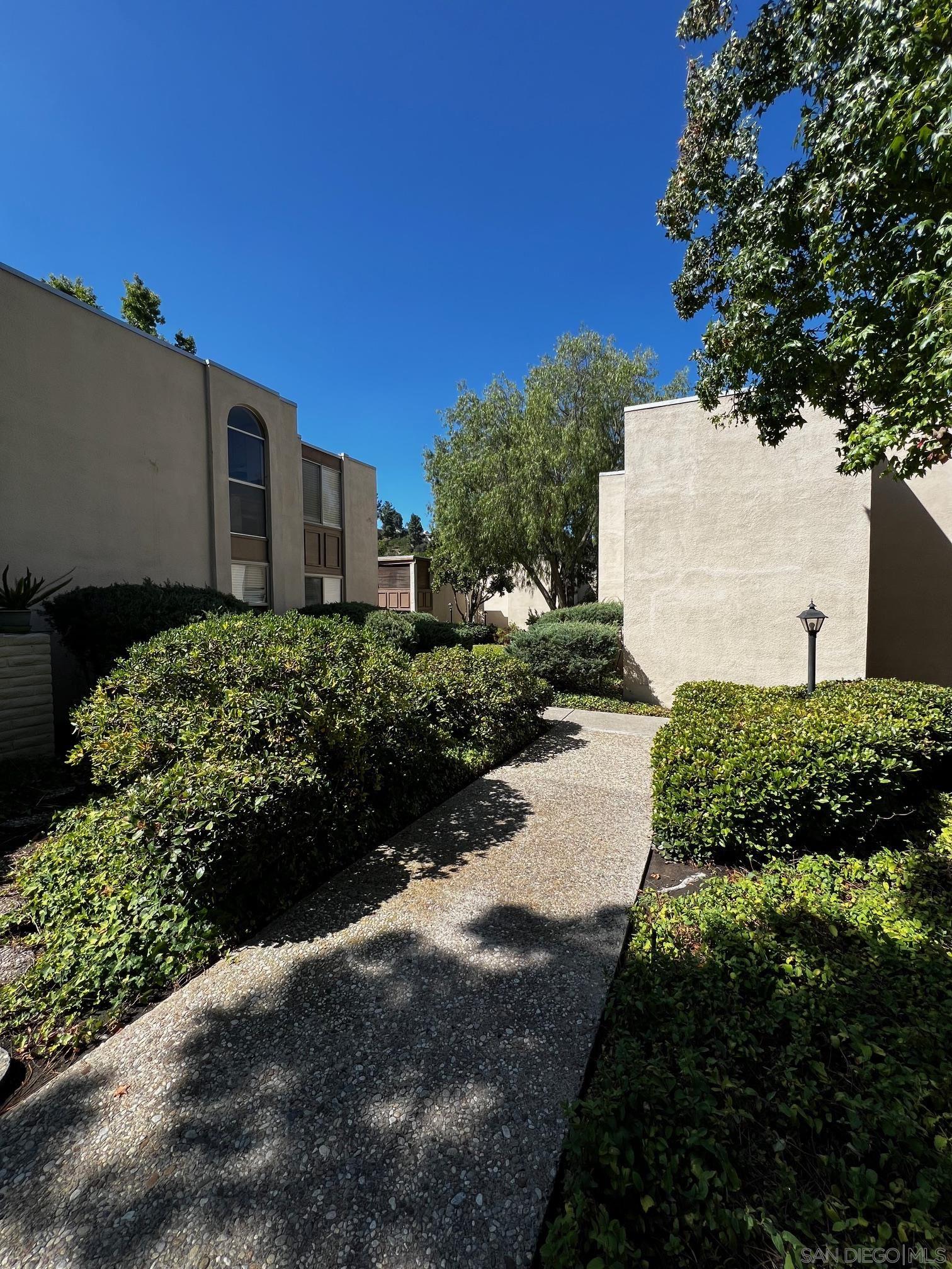 Detail Gallery Image 16 of 17 For 4881  Collwood Blvd  #B,  San Diego,  CA 92115 - 2 Beds | 1 Baths