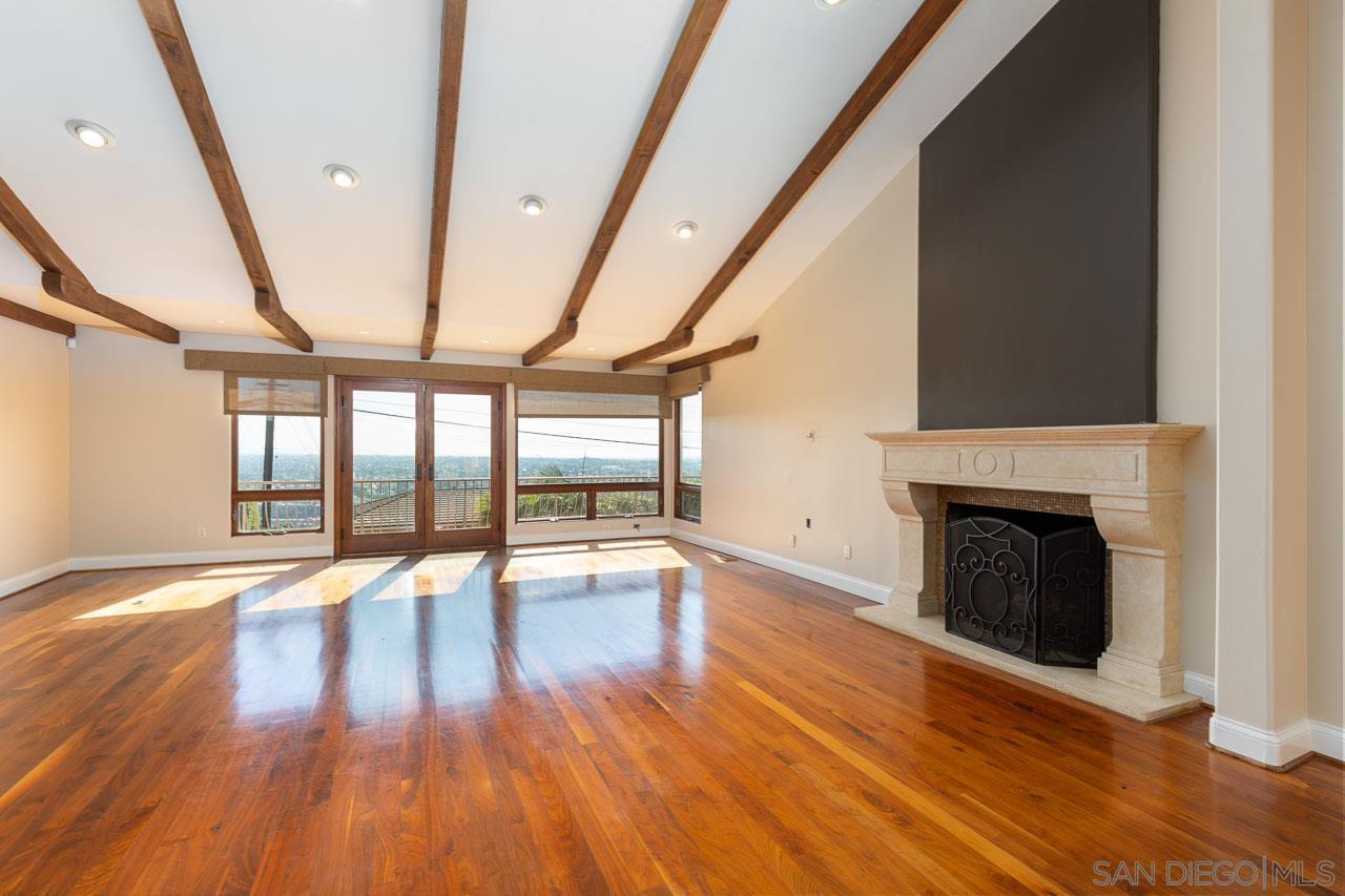 Detail Gallery Image 4 of 38 For 6724  Dwane Ave, San Diego,  CA 92120 - 4 Beds | 3/1 Baths