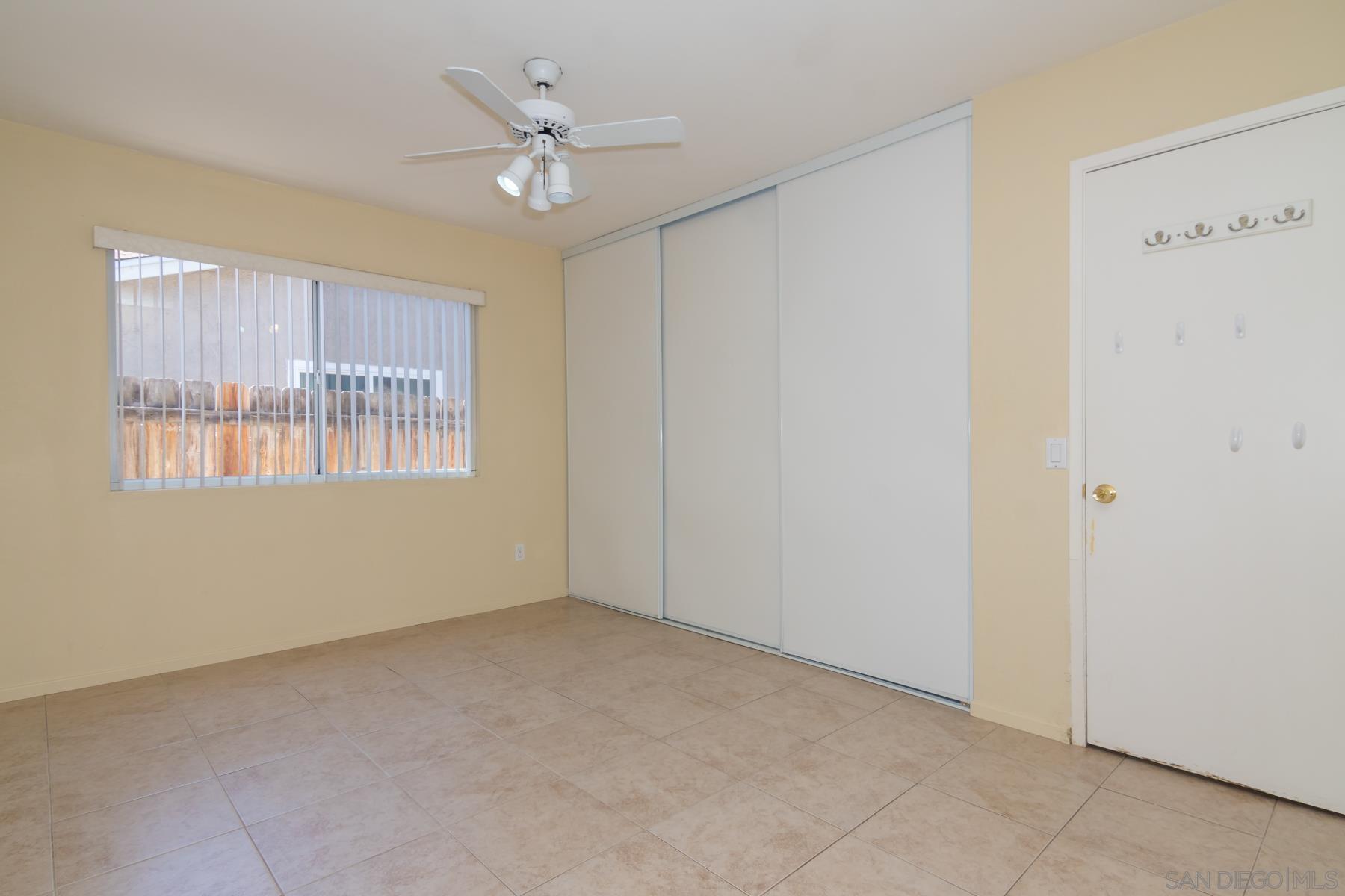 Detail Gallery Image 16 of 26 For 10939  Avenida Del Gato, San Diego,  CA 92126 - 3 Beds | 2 Baths