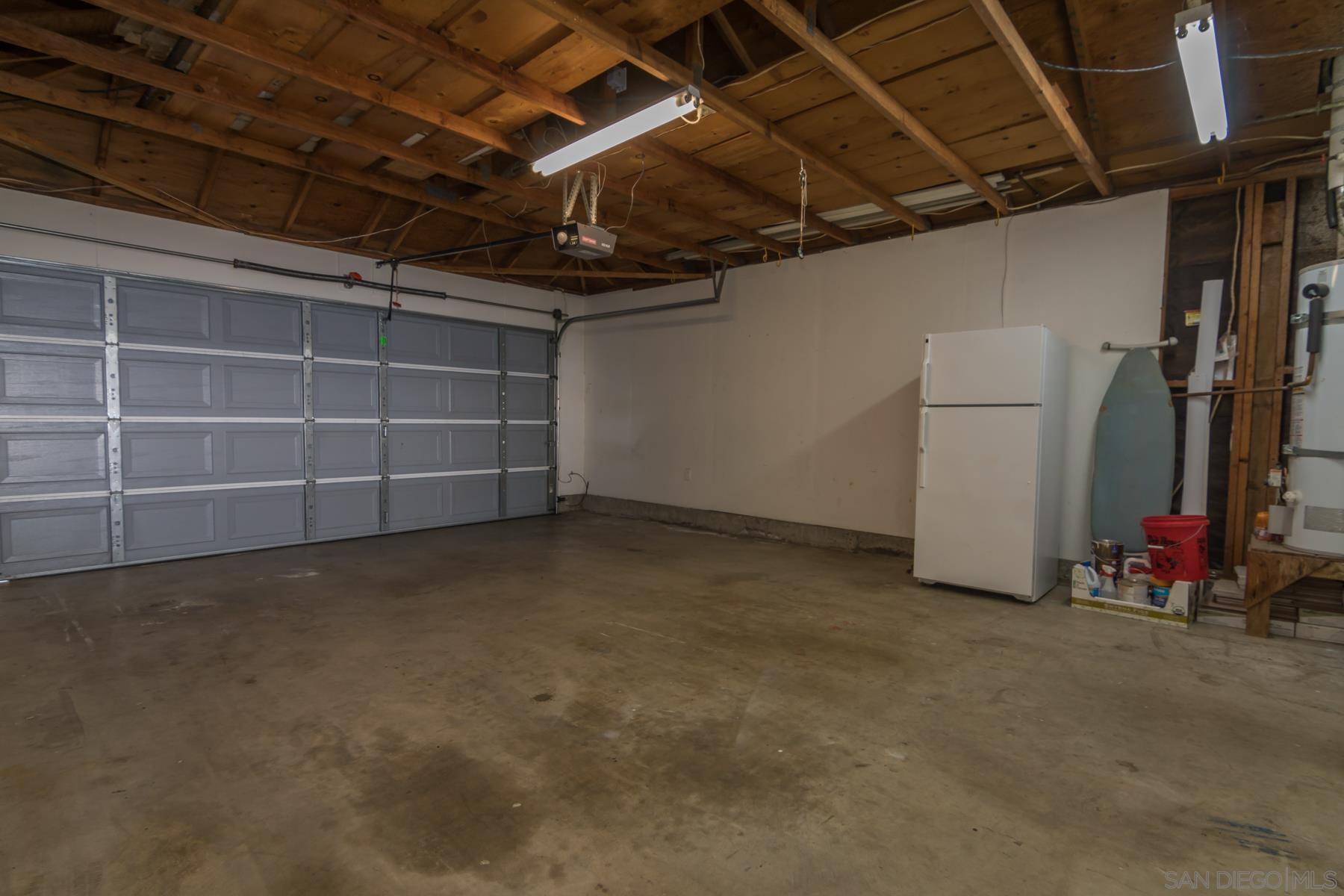 Detail Gallery Image 22 of 26 For 10939  Avenida Del Gato, San Diego,  CA 92126 - 3 Beds | 2 Baths