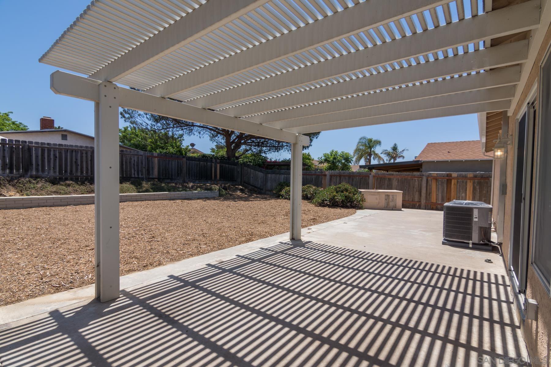 Detail Gallery Image 26 of 26 For 10939  Avenida Del Gato, San Diego,  CA 92126 - 3 Beds | 2 Baths