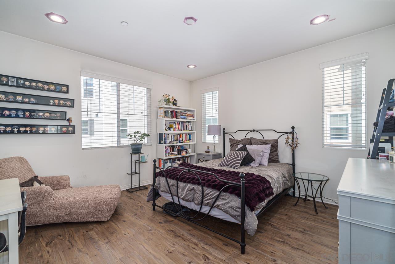 Detail Gallery Image 10 of 22 For 512  Heron Ln, Imperial Beach,  CA 91932 - 3 Beds | 2/1 Baths