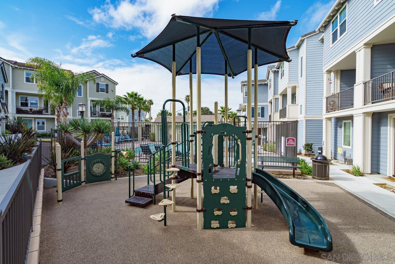 Detail Gallery Image 20 of 22 For 512  Heron Ln, Imperial Beach,  CA 91932 - 3 Beds | 2/1 Baths