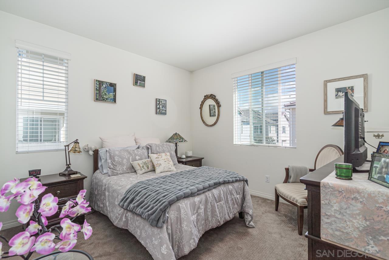 Detail Gallery Image 8 of 22 For 512  Heron Ln, Imperial Beach,  CA 91932 - 3 Beds | 2/1 Baths