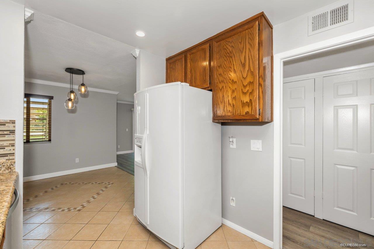 Detail Gallery Image 11 of 33 For 6780  Mission Gorge Rd.  33, San Diego,  CA 92120 - 2 Beds | 2 Baths