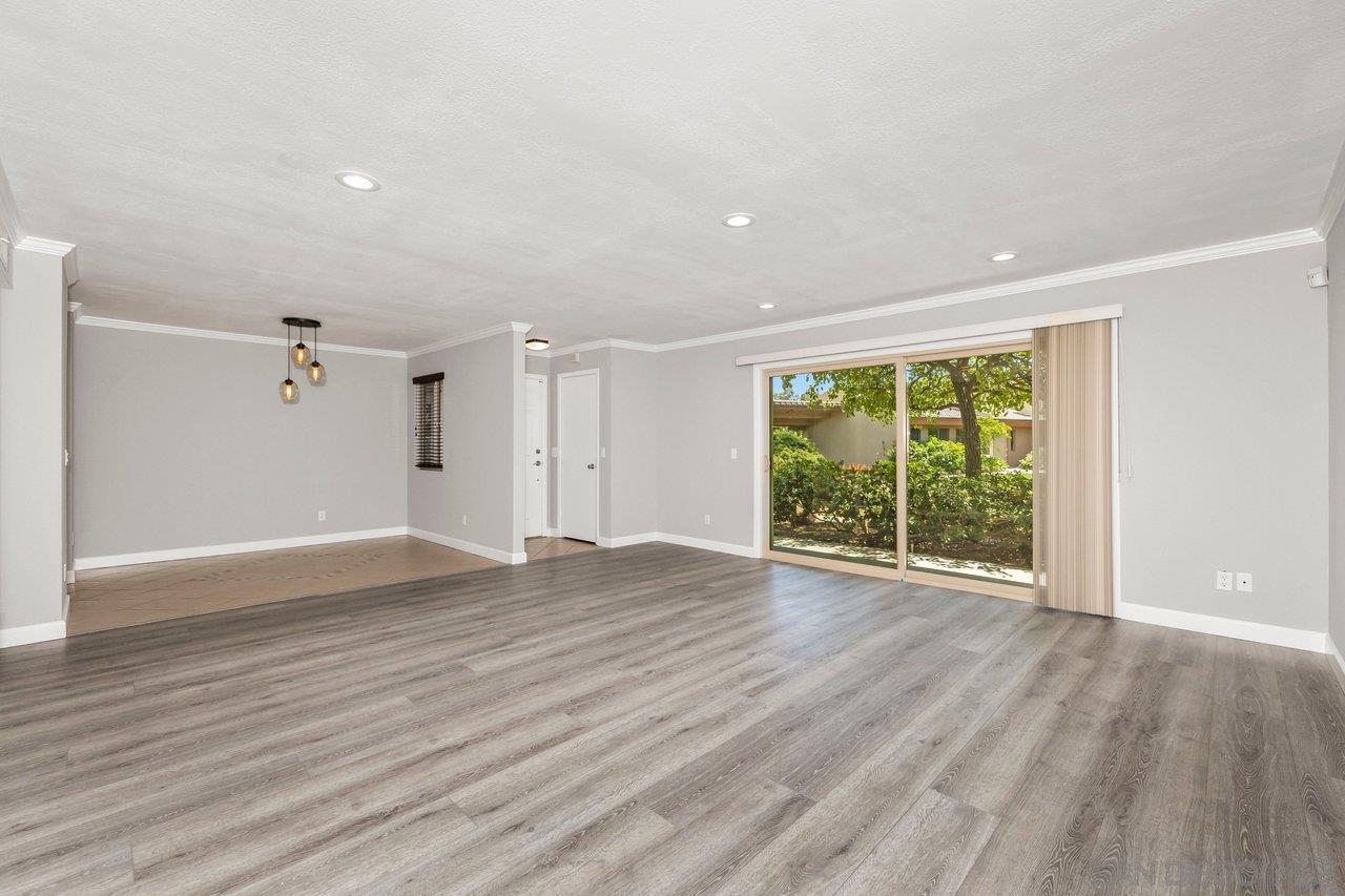 Detail Gallery Image 6 of 35 For 6780  Mission Gorge Rd.  33, San Diego,  CA 92120 - 2 Beds | 2 Baths