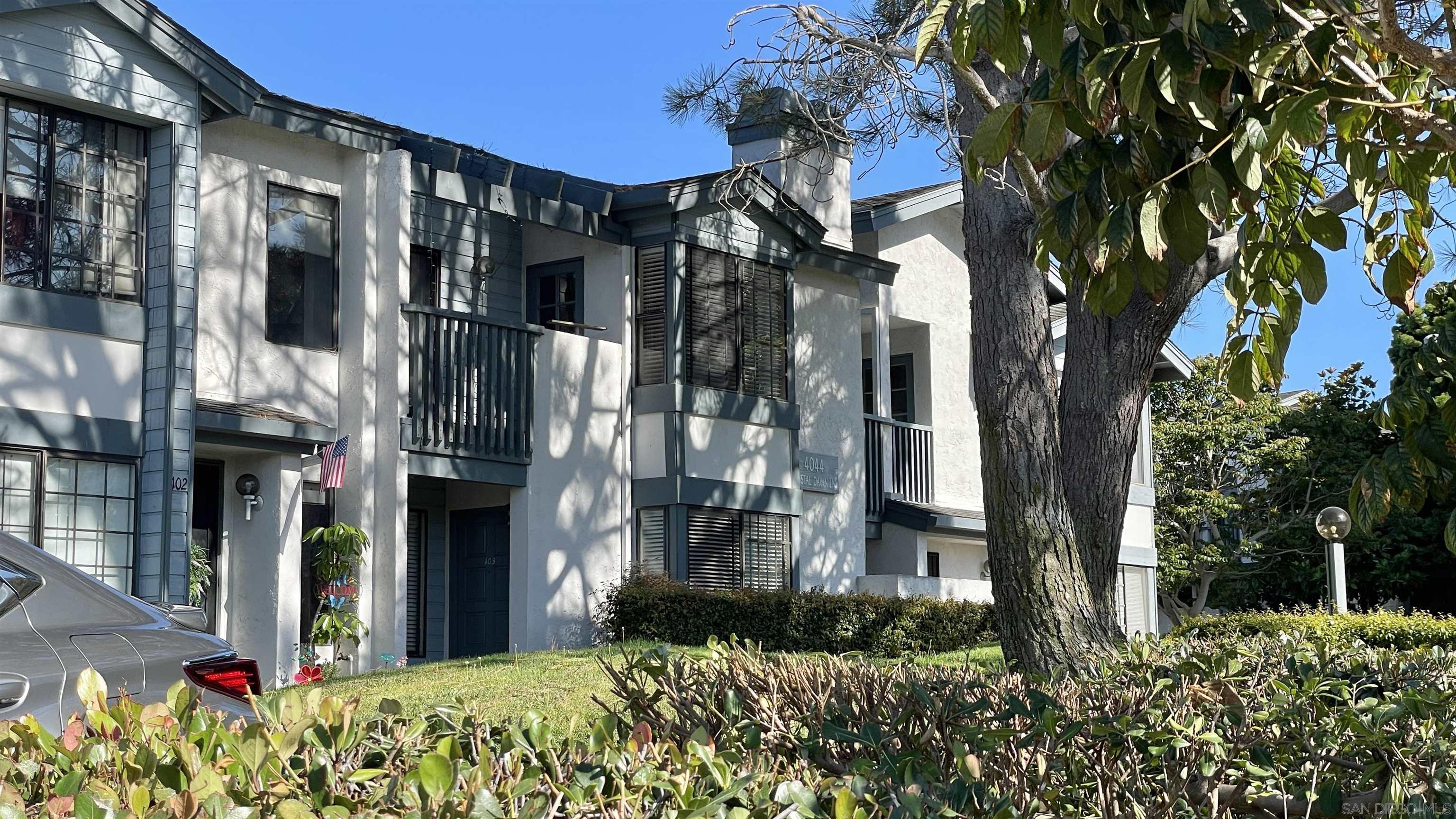 Detail Gallery Image 4 of 12 For 4044  Crystal Dawn Ln  #103,  San Diego,  CA 92122 - 1 Beds | 1 Baths