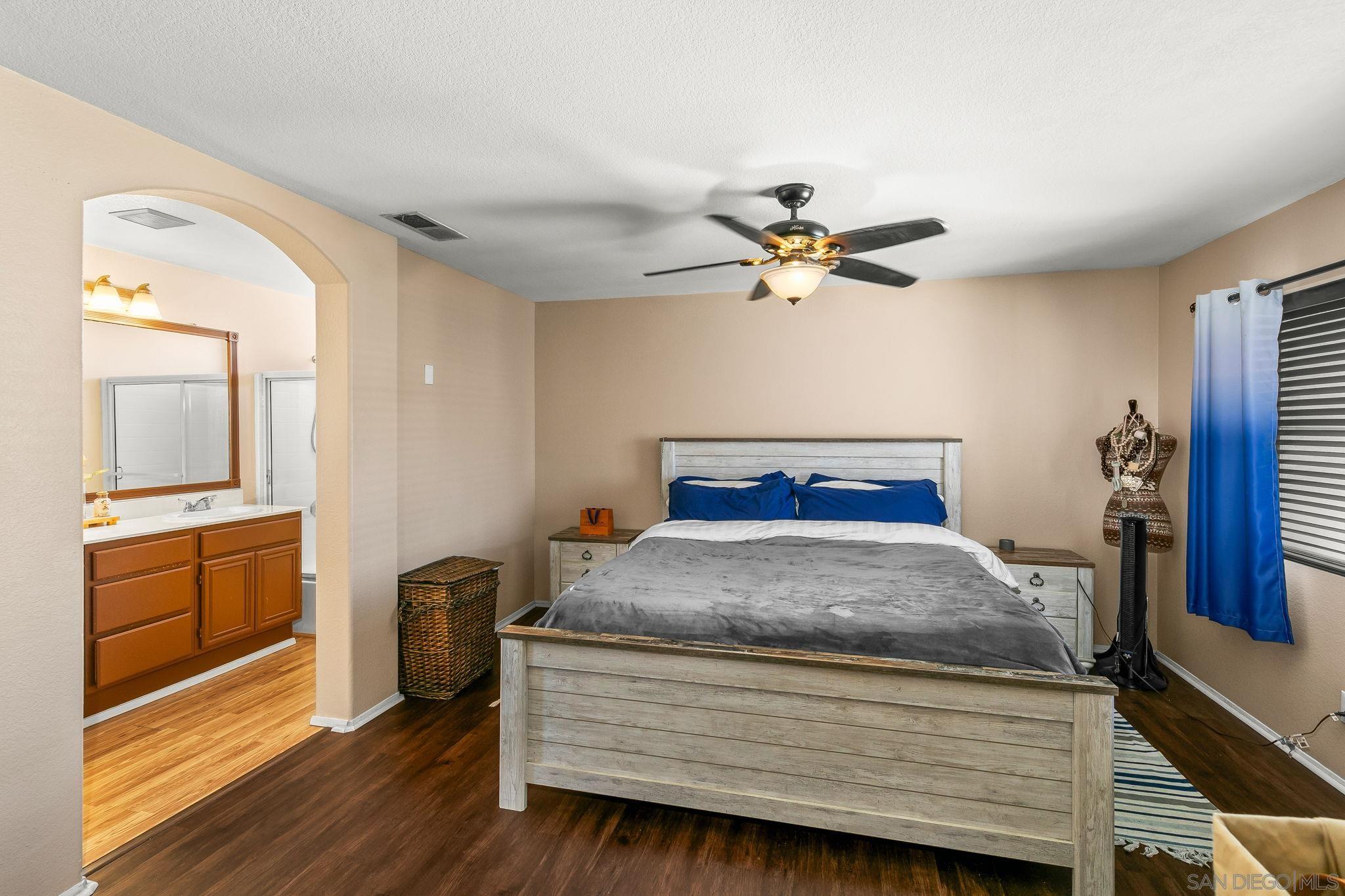 Detail Gallery Image 14 of 33 For 919  Caminito Estrella, Chula Vista,  CA 91910 - 4 Beds | 2/1 Baths