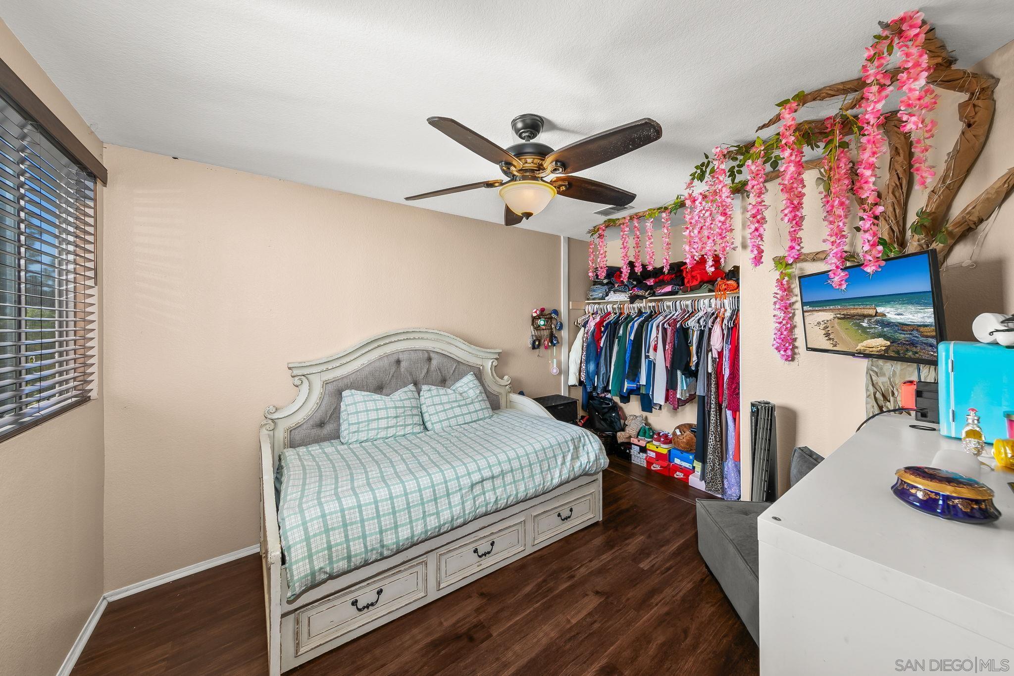 Detail Gallery Image 27 of 33 For 919  Caminito Estrella, Chula Vista,  CA 91910 - 4 Beds | 2/1 Baths