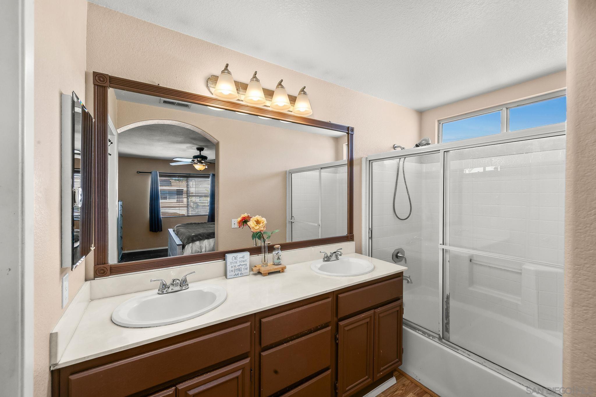 Detail Gallery Image 28 of 33 For 919  Caminito Estrella, Chula Vista,  CA 91910 - 4 Beds | 2/1 Baths