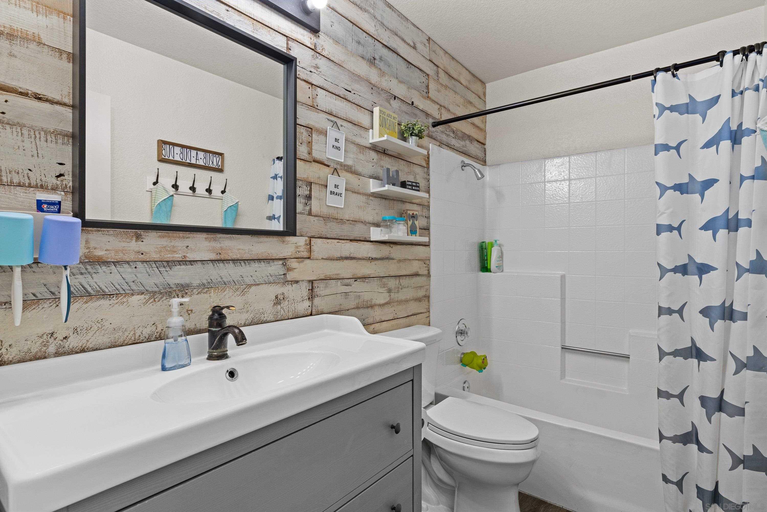 Detail Gallery Image 19 of 32 For 2478  Hialeah Ln, Alpine,  CA 91901 - 3 Beds | 2 Baths