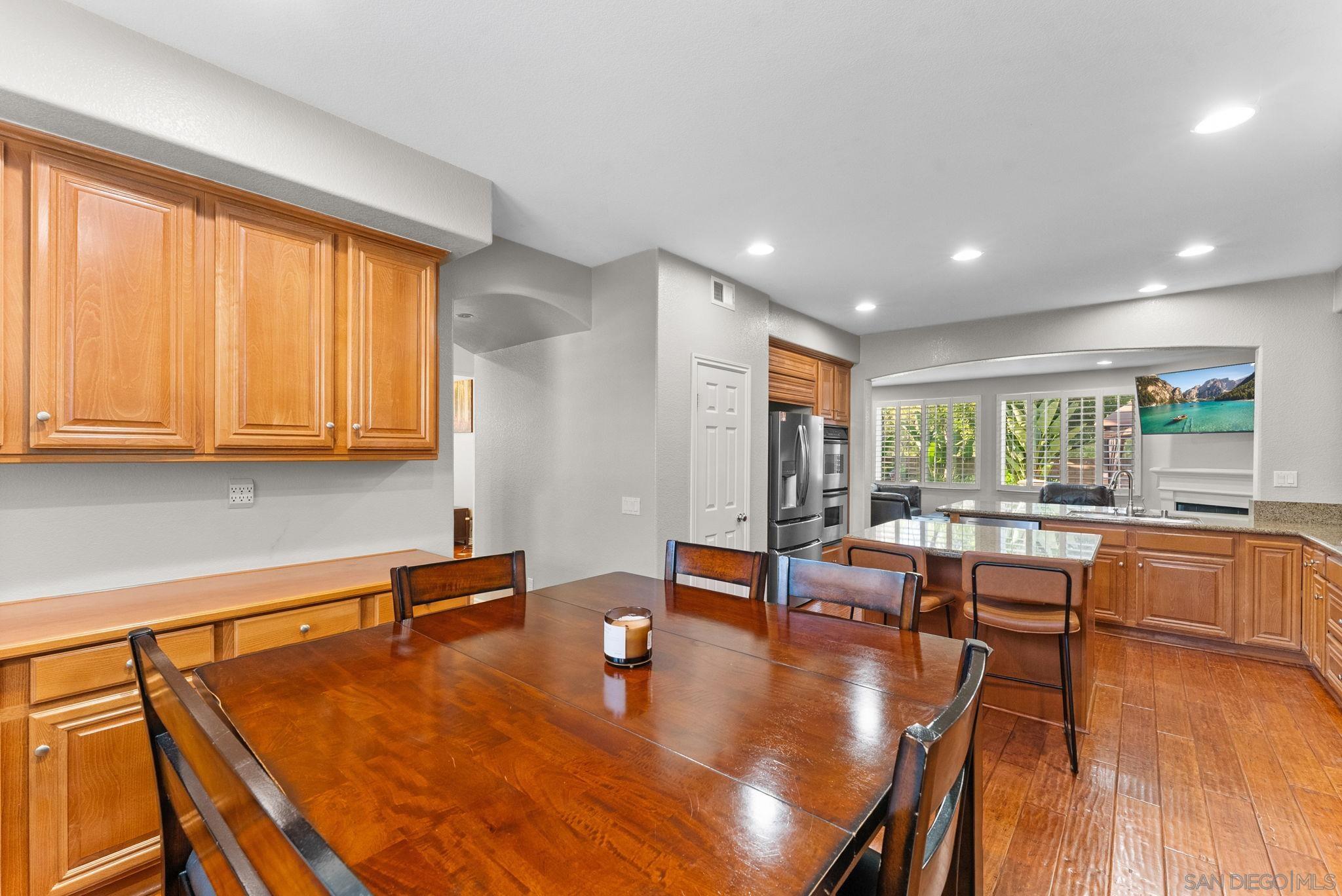 Detail Gallery Image 7 of 34 For 732 N Fox Run Pl, Chula Vista,  CA 91914 - 4 Beds | 3 Baths