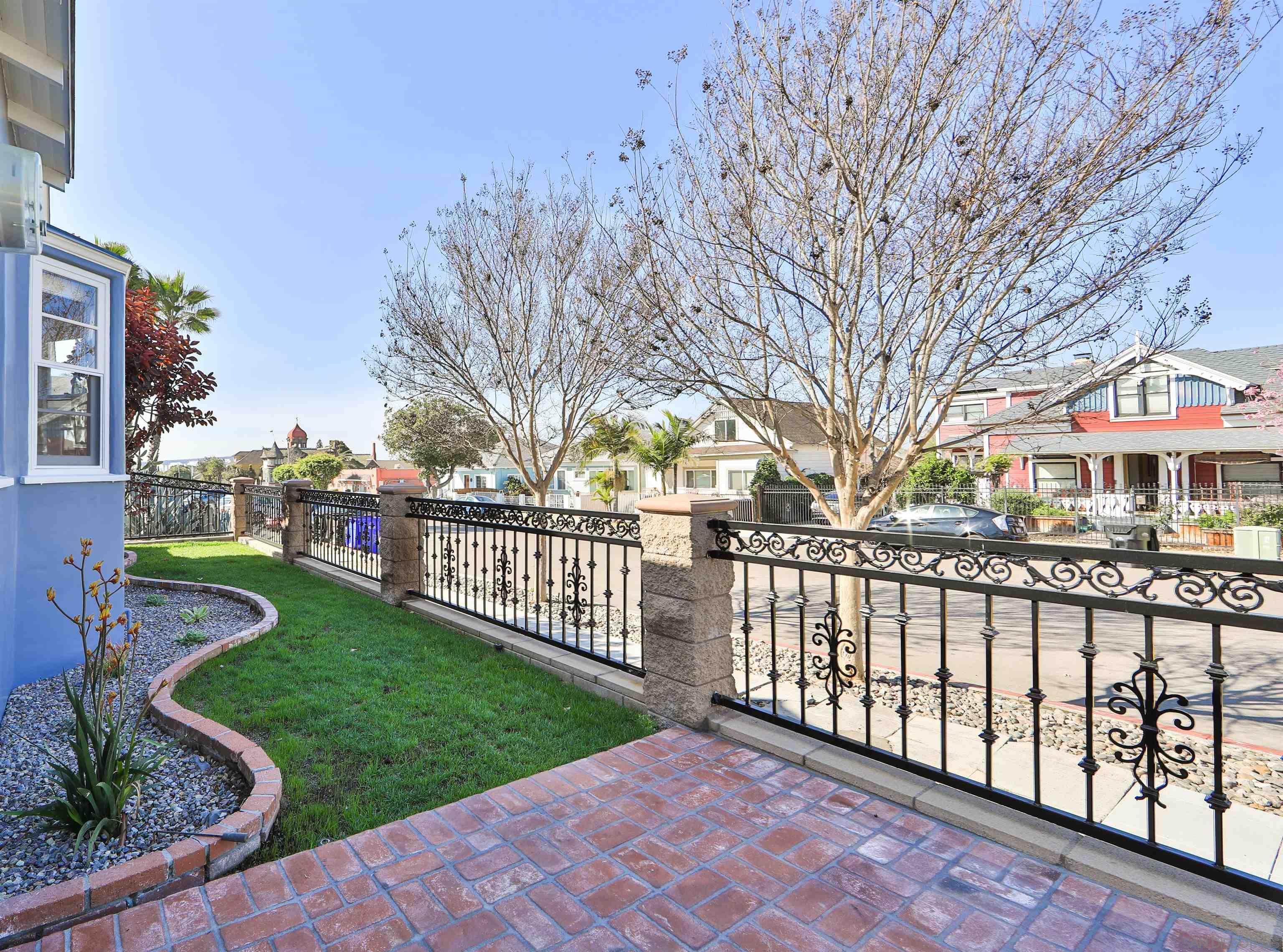 Detail Gallery Image 14 of 17 For 2005  J St., San Diego,  CA 92102 - 2 Beds | 1 Baths