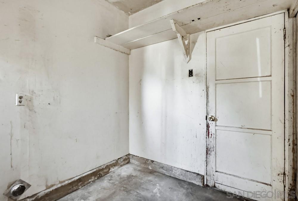 Detail Gallery Image 14 of 73 For 10036  Arleta Ave, Pacoima,  CA 91331 - 5 Beds | 3 Baths