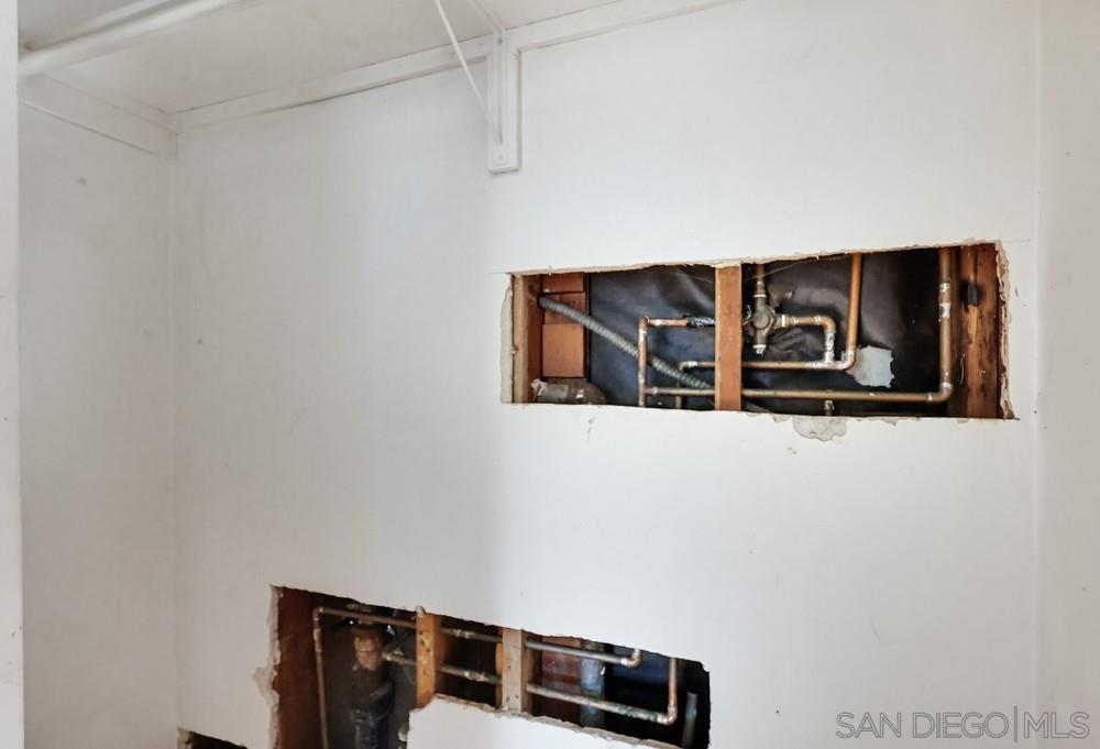 Detail Gallery Image 32 of 73 For 10036  Arleta Ave, Pacoima,  CA 91331 - 5 Beds | 3 Baths