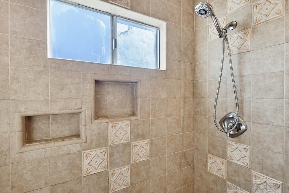 Detail Gallery Image 35 of 73 For 10036  Arleta Ave, Pacoima,  CA 91331 - 5 Beds | 3 Baths