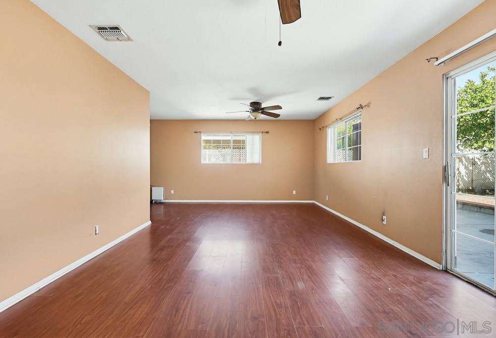 Detail Gallery Image 46 of 73 For 10036  Arleta Ave, Pacoima,  CA 91331 - 5 Beds | 3 Baths