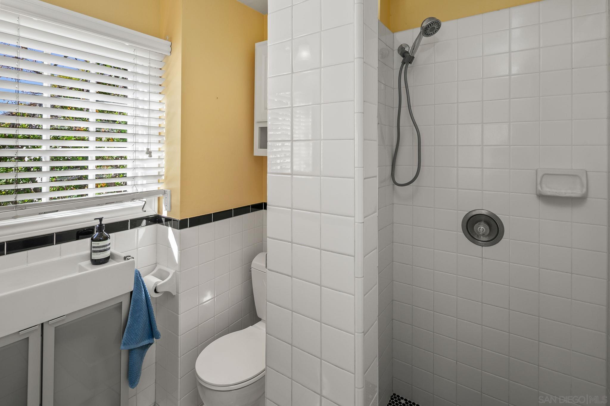 Detail Gallery Image 33 of 49 For 7227  Olivetas Ave, La Jolla,  CA 92037 - 4 Beds | 3 Baths