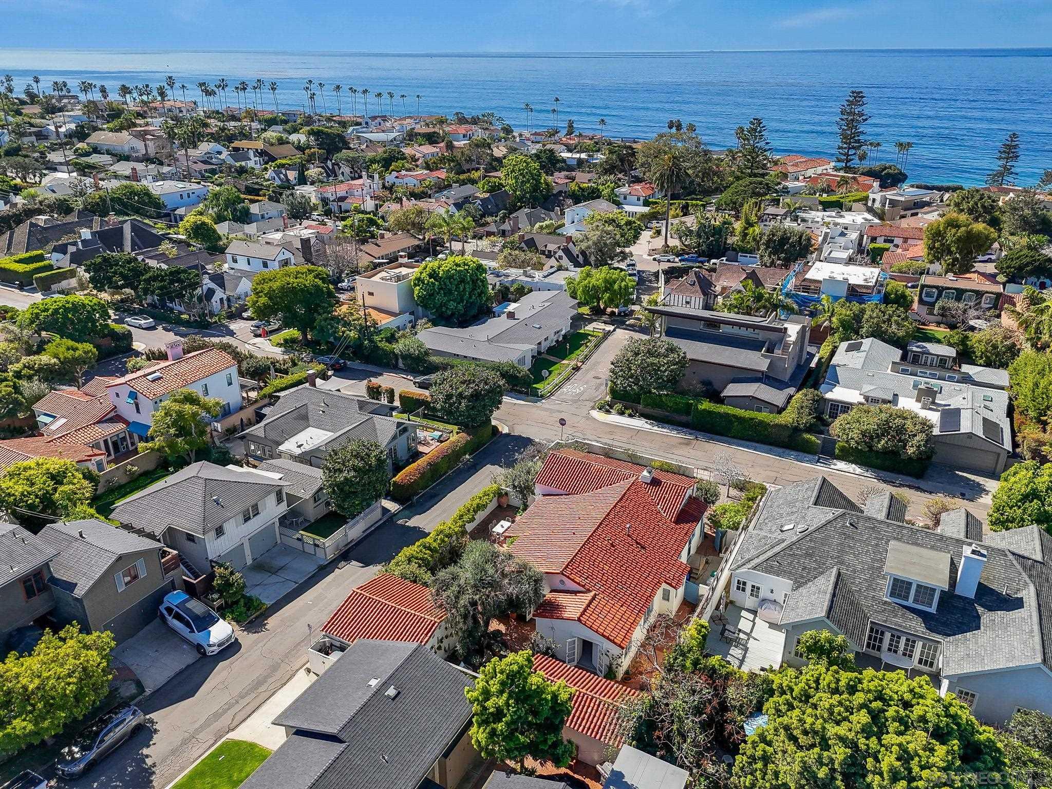 Detail Gallery Image 41 of 49 For 7227  Olivetas Ave, La Jolla,  CA 92037 - 4 Beds | 3 Baths
