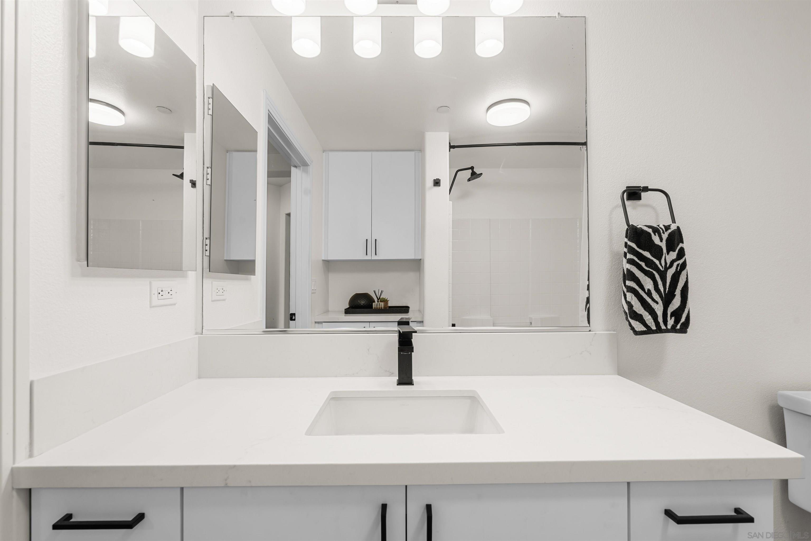 Detail Gallery Image 16 of 37 For 8233  Station Village Ln  #2117,  San Diego,  CA 92108 - 2 Beds | 2 Baths