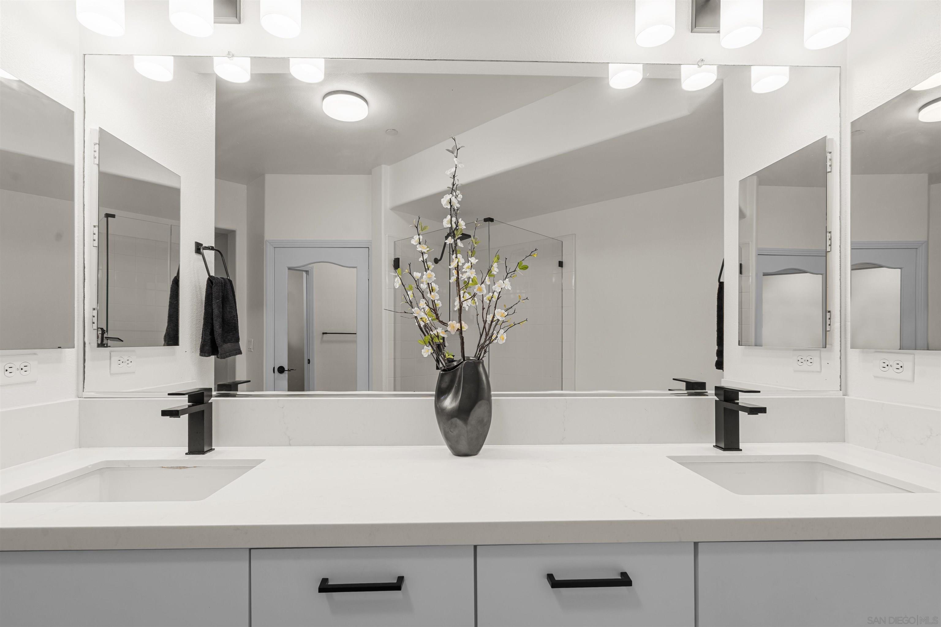 Detail Gallery Image 22 of 37 For 8233  Station Village Ln  #2117,  San Diego,  CA 92108 - 2 Beds | 2 Baths