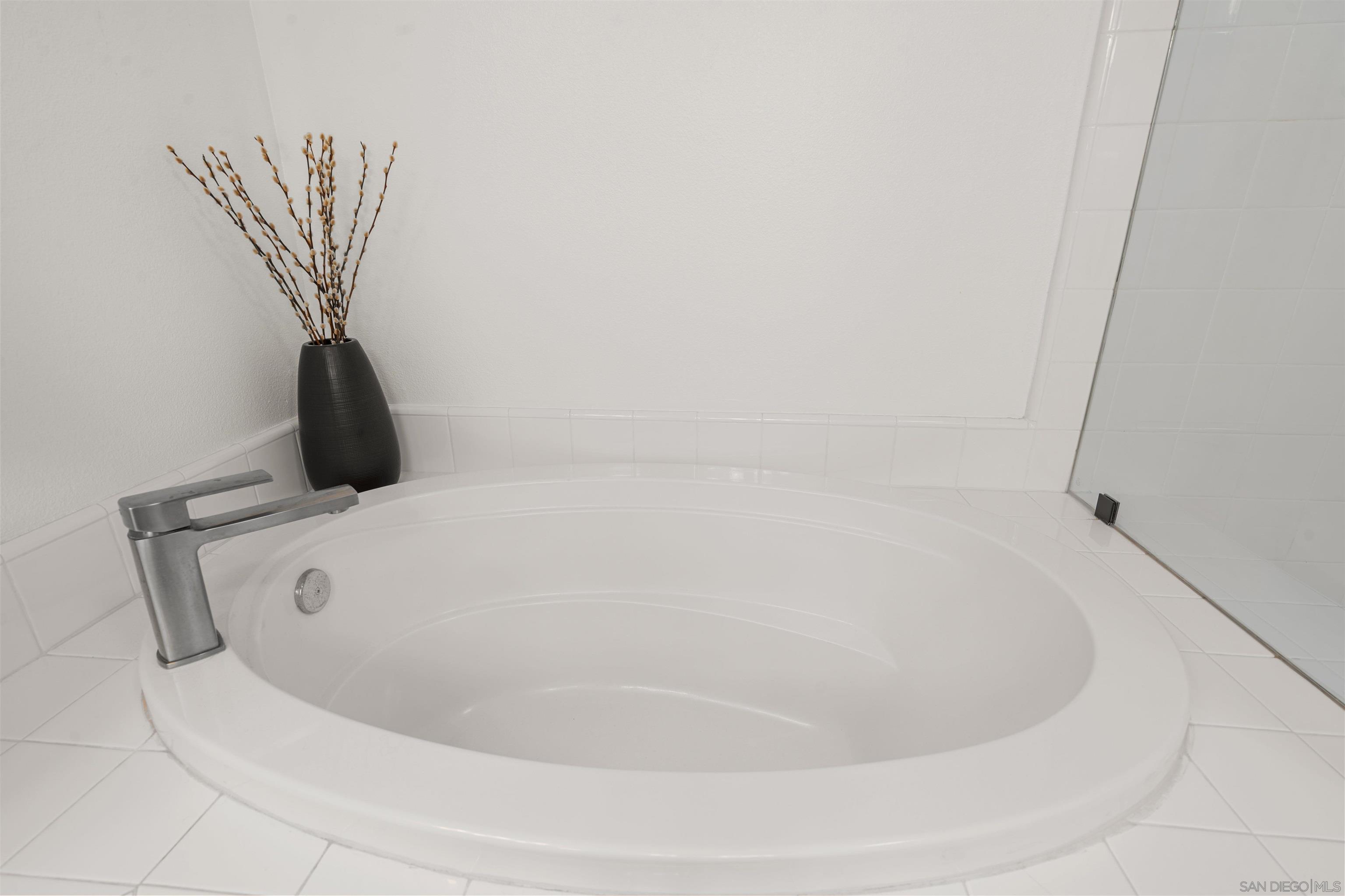 Detail Gallery Image 23 of 37 For 8233  Station Village Ln  #2117,  San Diego,  CA 92108 - 2 Beds | 2 Baths