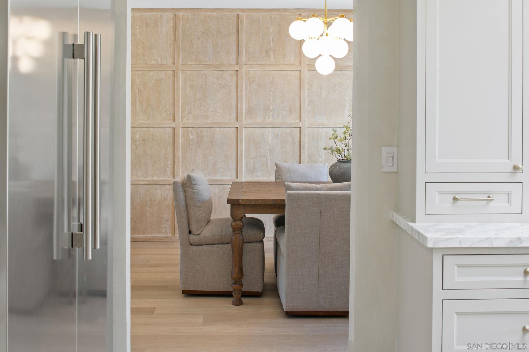 Detail Gallery Image 21 of 63 For 8390  Cliffridge Ln, La Jolla,  CA 92037 - 4 Beds | 2/1 Baths