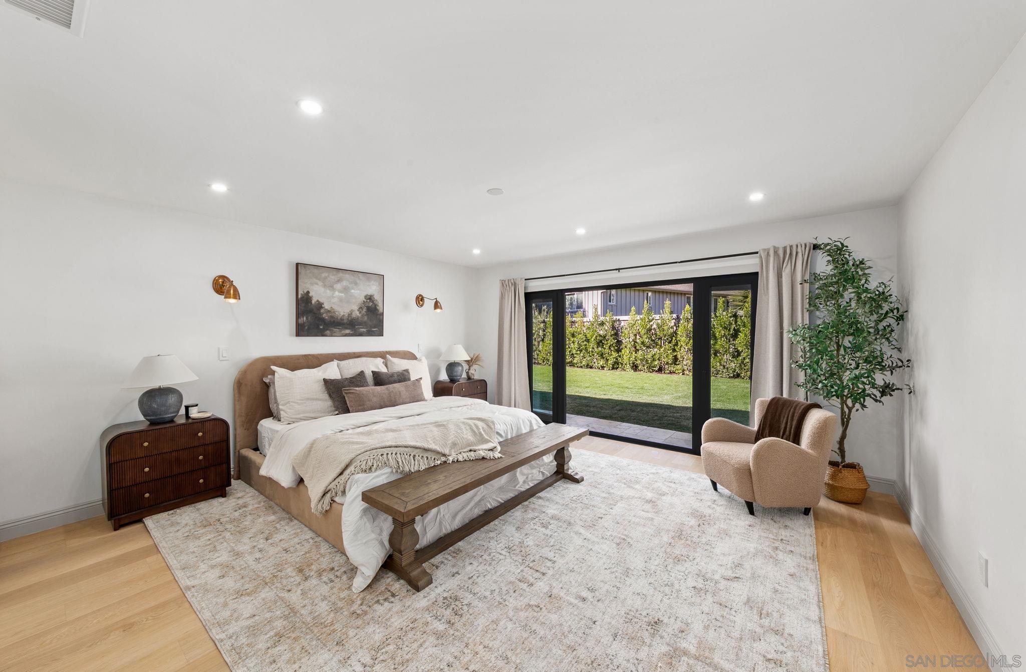 Detail Gallery Image 44 of 63 For 8390  Cliffridge Ln, La Jolla,  CA 92037 - 4 Beds | 2/1 Baths