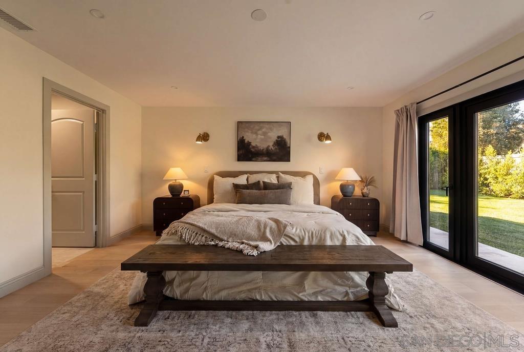 Detail Gallery Image 45 of 63 For 8390  Cliffridge Ln, La Jolla,  CA 92037 - 4 Beds | 2/1 Baths