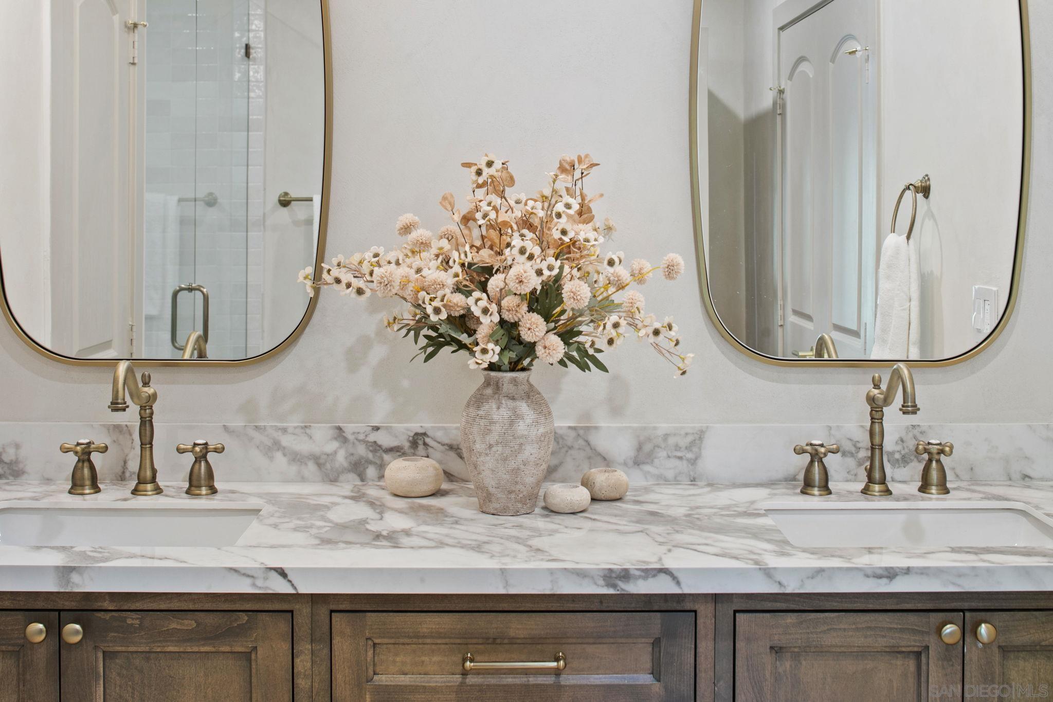 Detail Gallery Image 49 of 63 For 8390  Cliffridge Ln, La Jolla,  CA 92037 - 4 Beds | 2/1 Baths