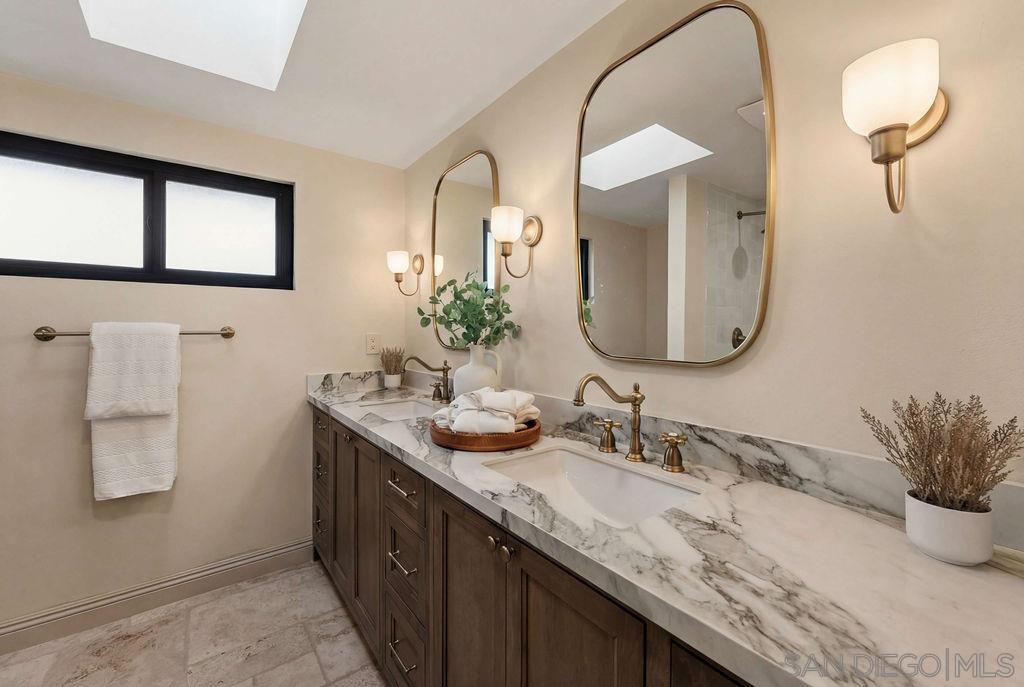 Detail Gallery Image 60 of 63 For 8390  Cliffridge Ln, La Jolla,  CA 92037 - 4 Beds | 2/1 Baths