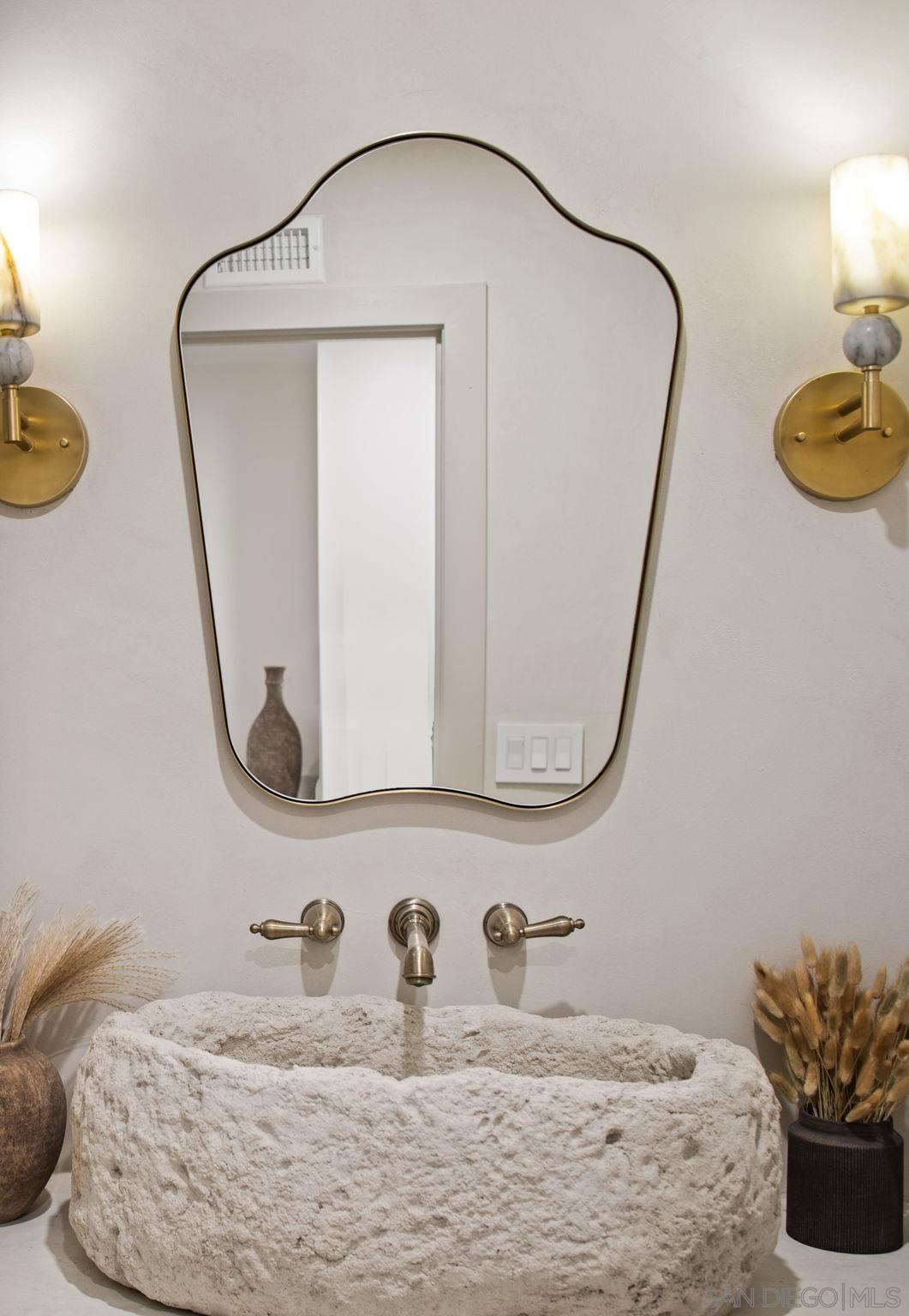 Detail Gallery Image 62 of 63 For 8390  Cliffridge Ln, La Jolla,  CA 92037 - 4 Beds | 2/1 Baths