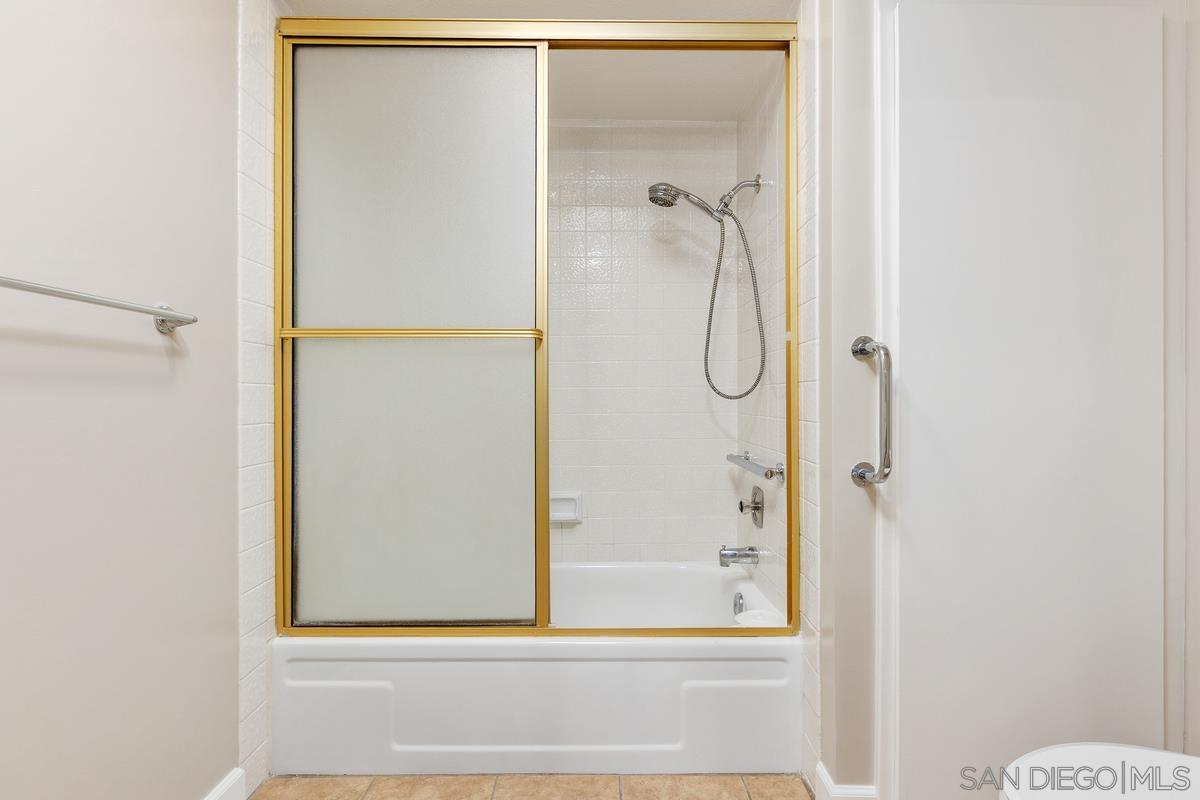 Detail Gallery Image 30 of 42 For 17627  Pomerado Rd  #137,  San Diego,  CA 92128 - 2 Beds | 2 Baths