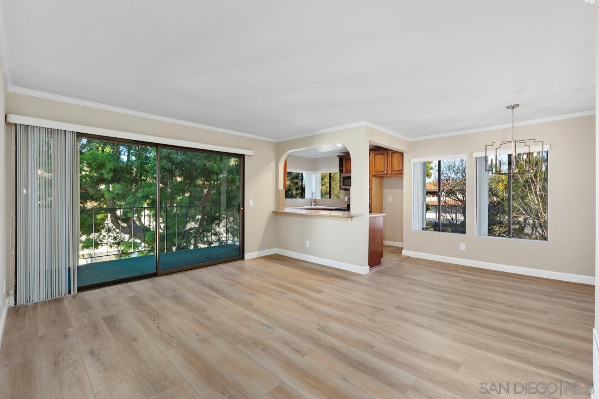 Detail Gallery Image 7 of 42 For 17627  Pomerado Rd  #137,  San Diego,  CA 92128 - 2 Beds | 2 Baths