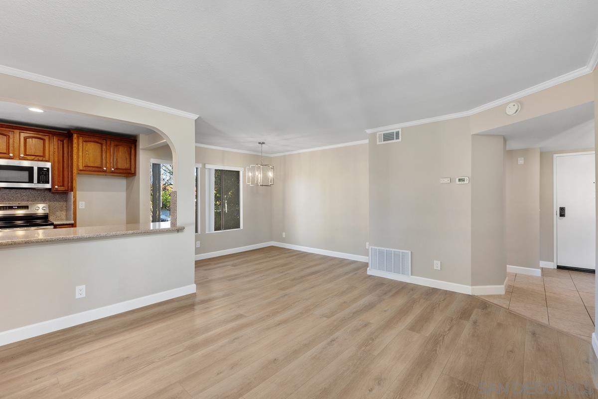 Detail Gallery Image 9 of 42 For 17627  Pomerado Rd  #137,  San Diego,  CA 92128 - 2 Beds | 2 Baths