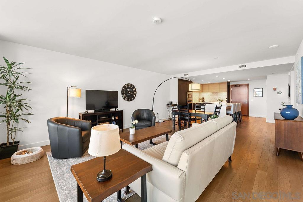 Detail Gallery Image 12 of 56 For 1388  Kettner Blvd  #501,  San Diego,  CA 92101 - 2 Beds | 2 Baths