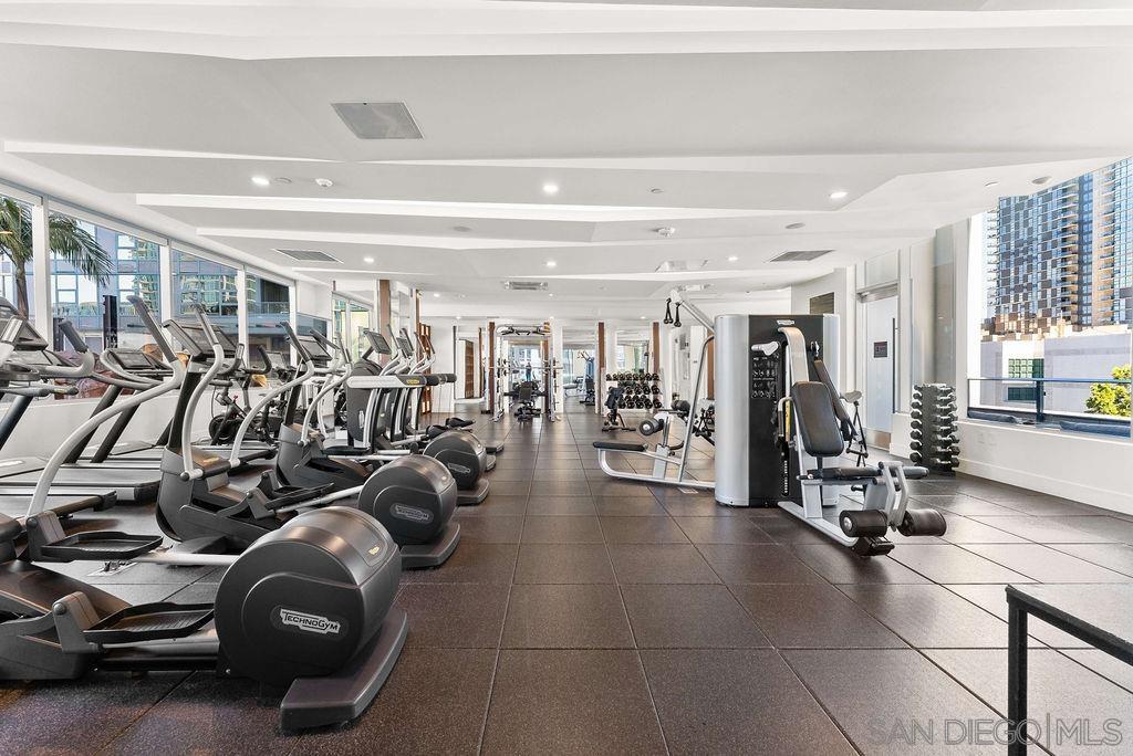 Detail Gallery Image 50 of 56 For 1388  Kettner Blvd  #501,  San Diego,  CA 92101 - 2 Beds | 2 Baths