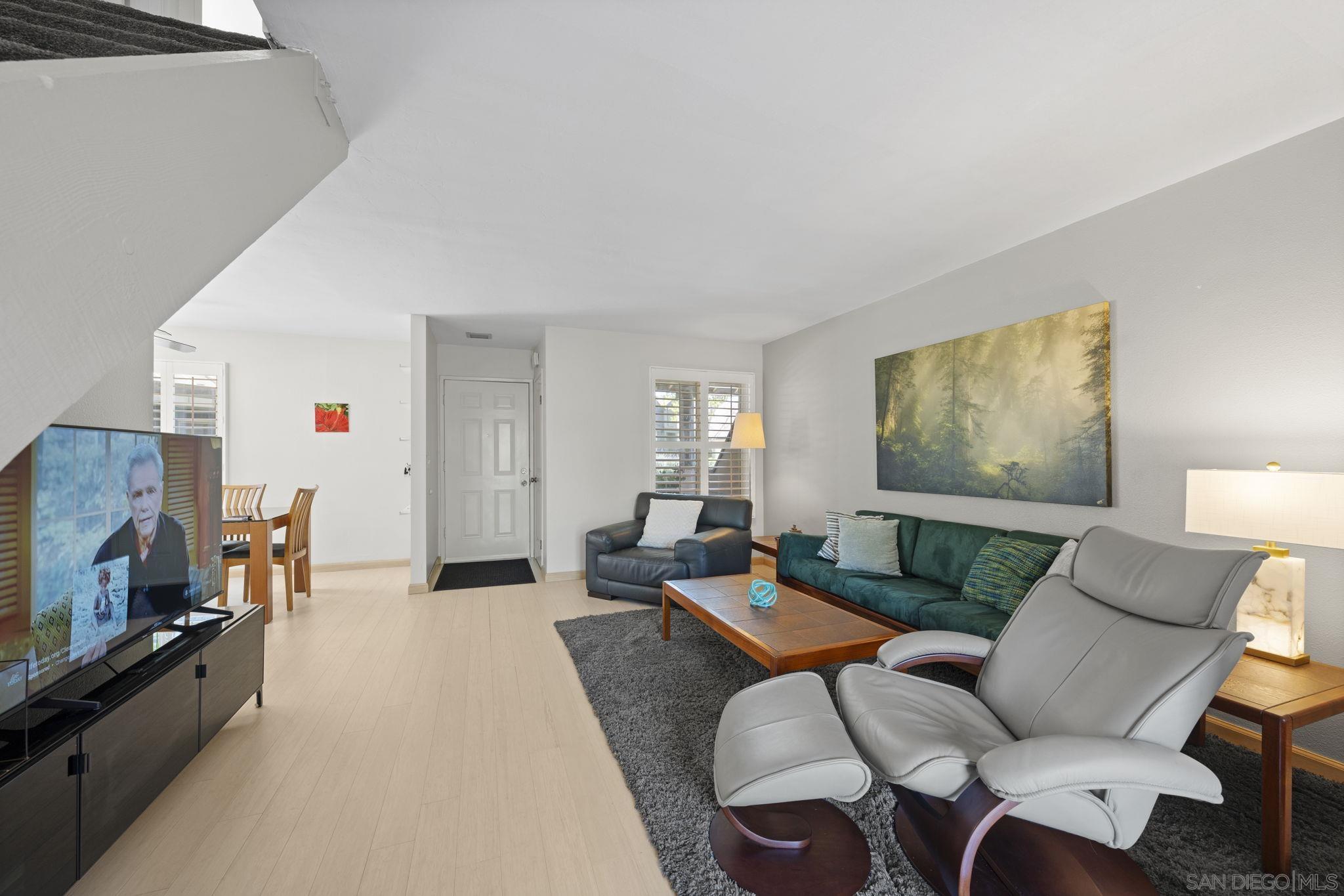 Detail Gallery Image 5 of 27 For 1642  Oro Vista Rd  #246,  San Diego,  CA 92154 - 3 Beds | 2 Baths