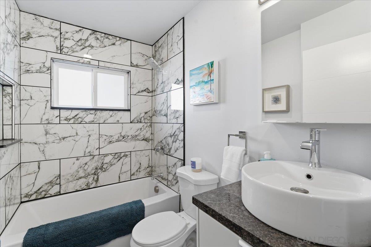 Detail Gallery Image 17 of 37 For 5447  Soledad Rd, La Jolla,  CA 92037 - 2 Beds | 1 Baths