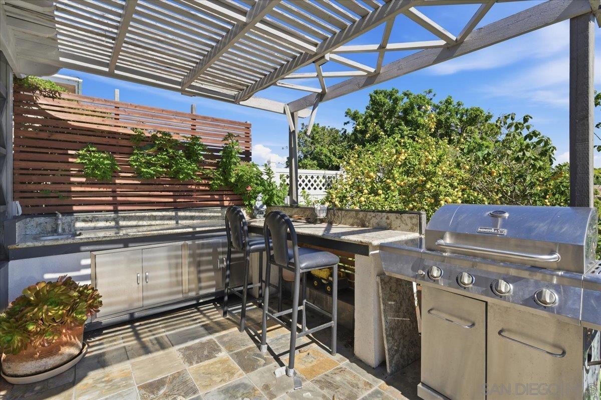 Detail Gallery Image 23 of 37 For 5447  Soledad Rd, La Jolla,  CA 92037 - 2 Beds | 1 Baths