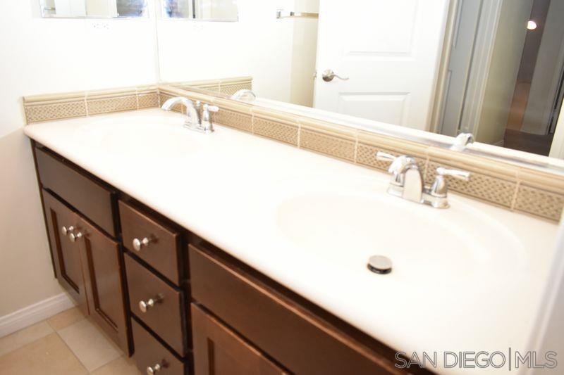 Detail Gallery Image 24 of 48 For 1437  Caminito Sicilia, Chula Vista,  CA 91915 - 3 Beds | 3/2 Baths