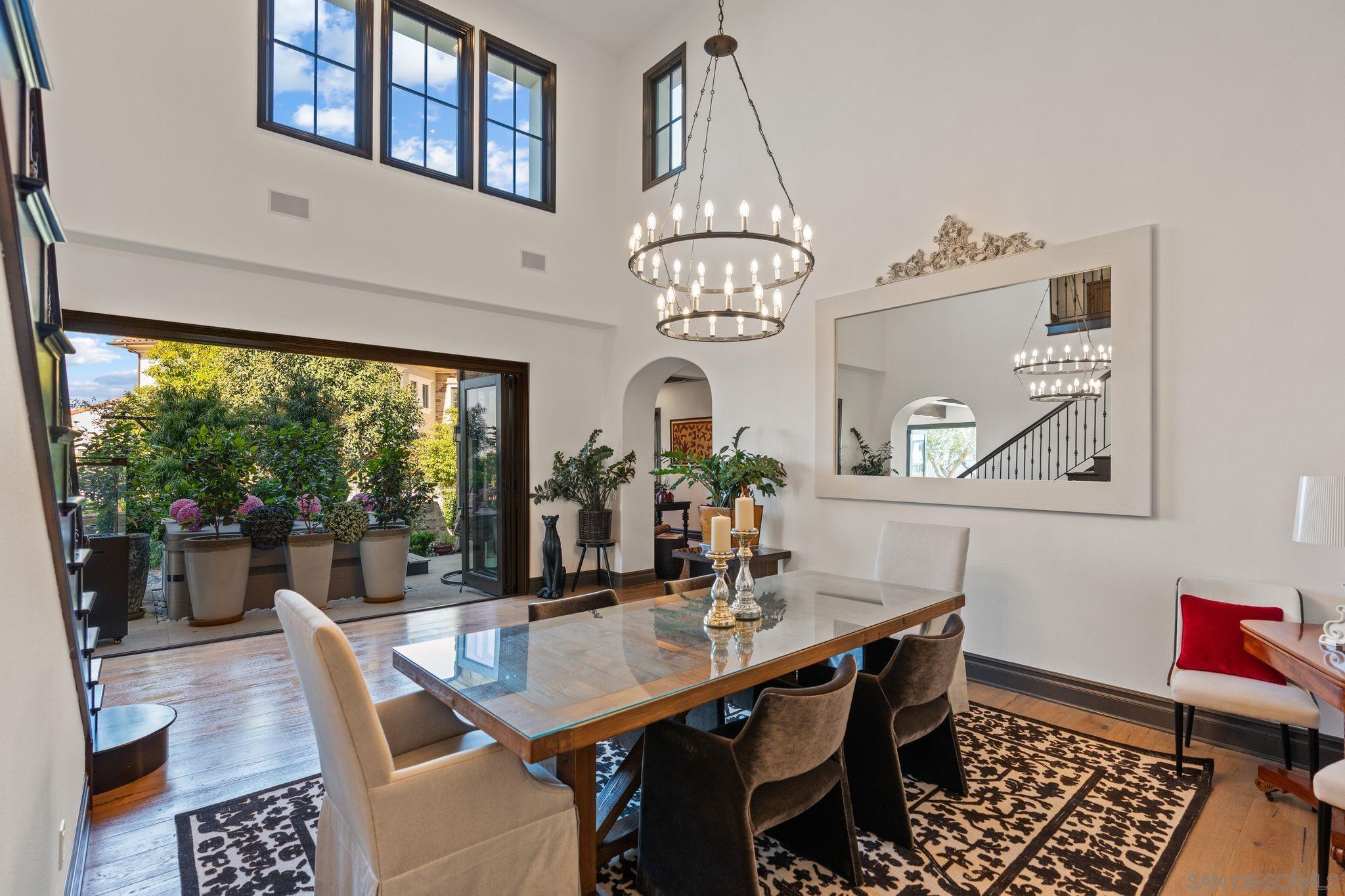 Detail Gallery Image 2 of 38 For 18264  Avenida Manantial, Rancho Santa Fe,  CA 92067 - 5 Beds | 5/2 Baths