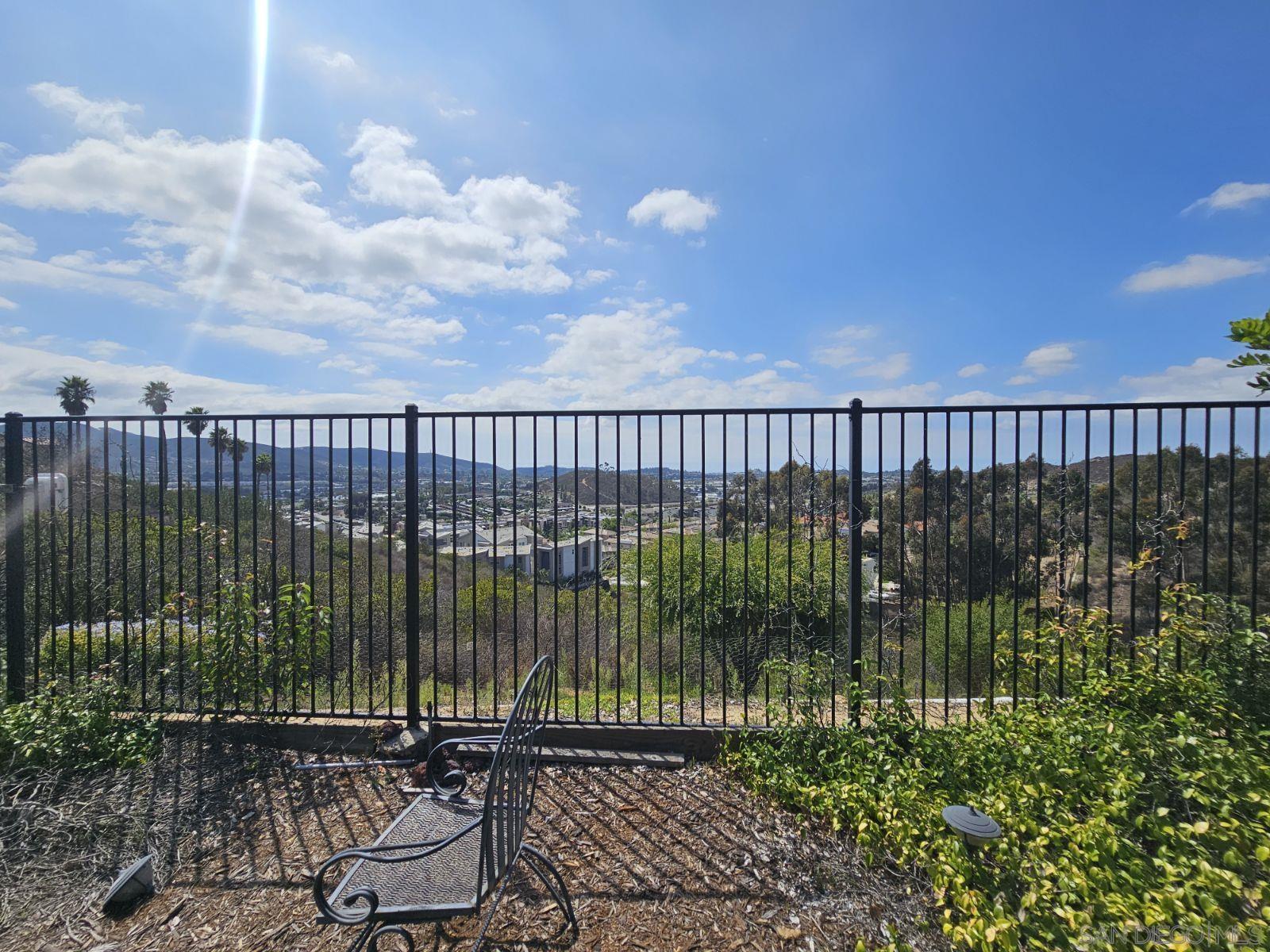 Detail Gallery Image 2 of 2 For 822  Plumeria St, San Marcos,  CA 92069 - 6 Beds | 2/1 Baths
