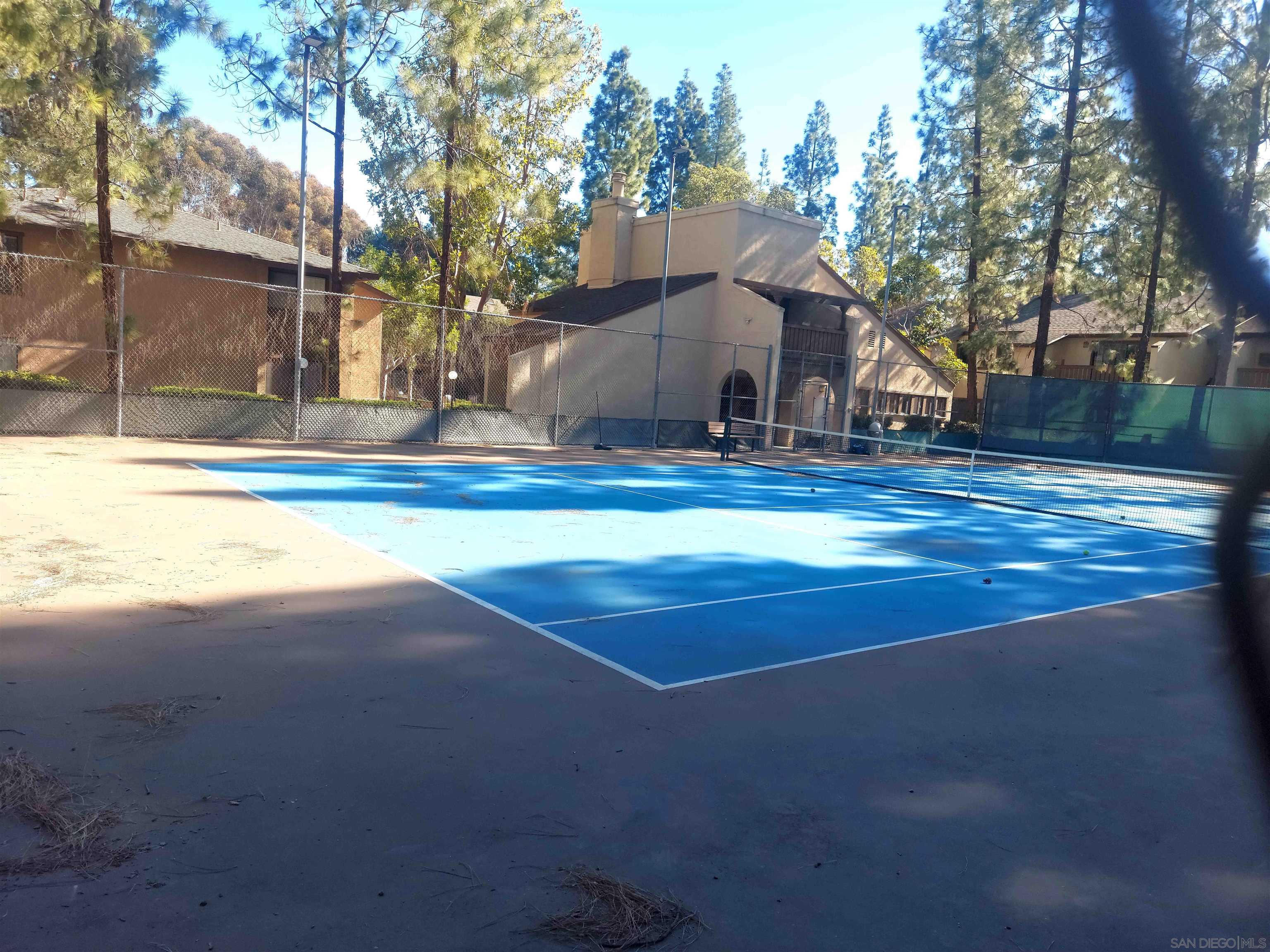 Detail Gallery Image 5 of 31 For 10258  Black Mountain Road  146, San Diego,  CA 92126 - 2 Beds | 2 Baths