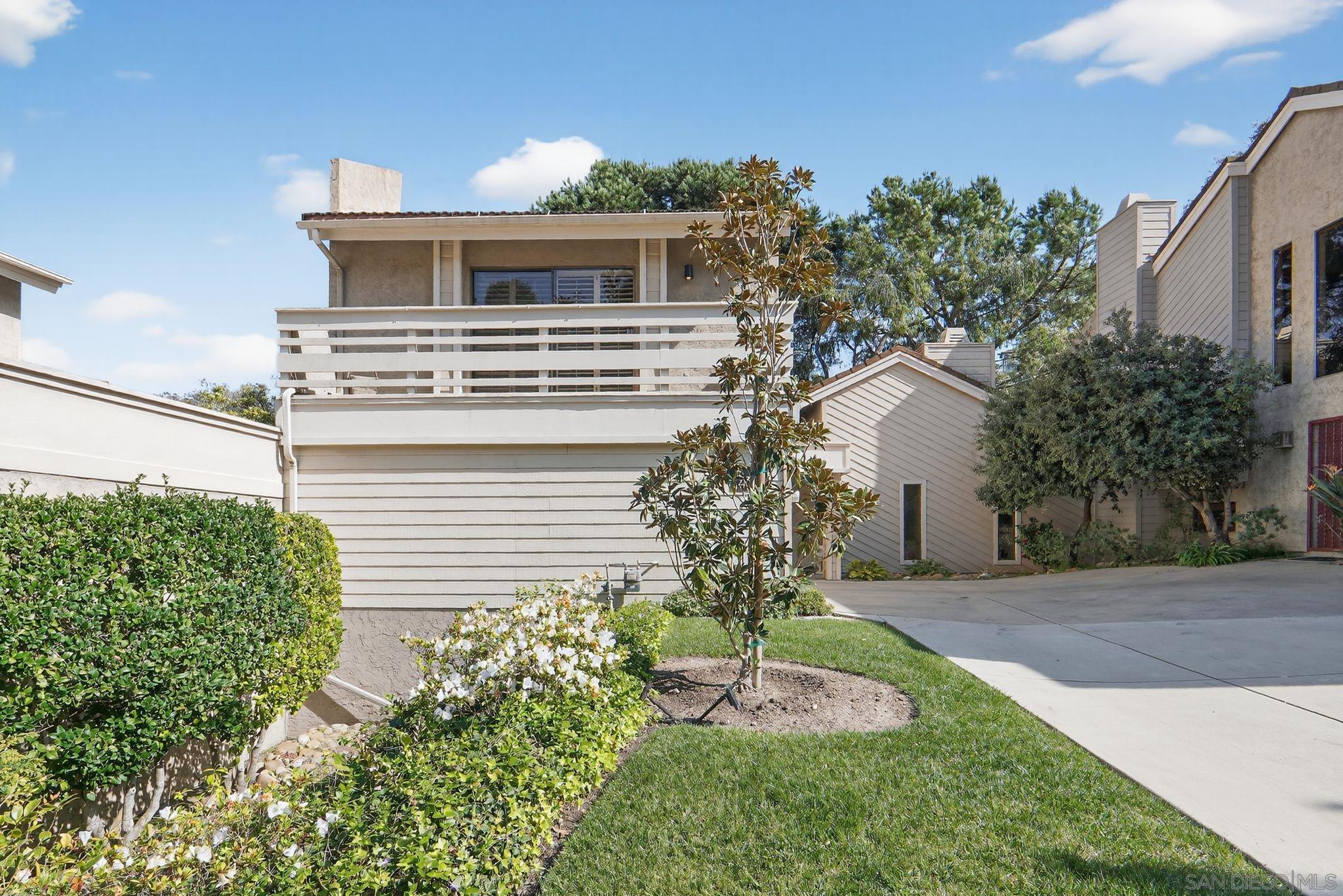 Detail Gallery Image 2 of 37 For 4323  Caminito Pintoresco, San Diego,  CA 92108 - 3 Beds | 2/1 Baths