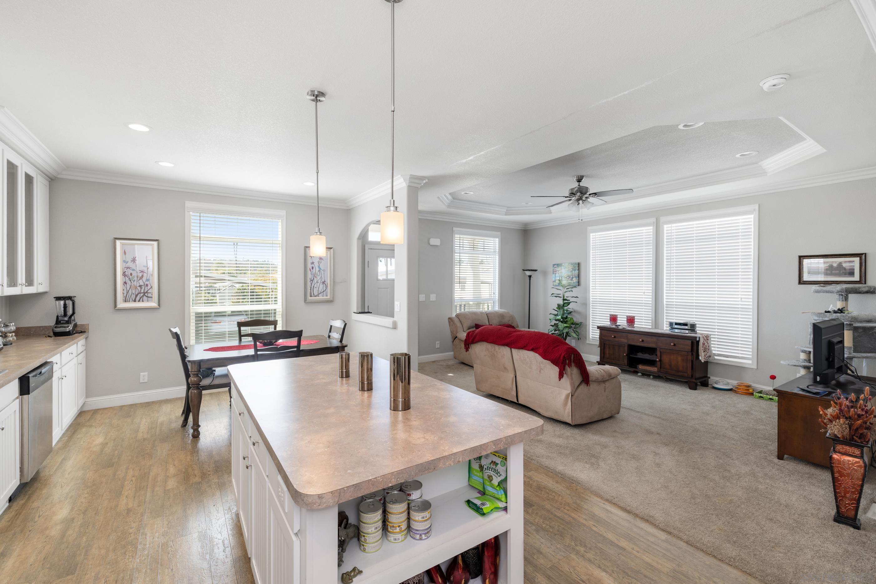 Detail Gallery Image 6 of 21 For 14003  Jasmine  #193,  Poway,  CA 92064 - 3 Beds | 2 Baths