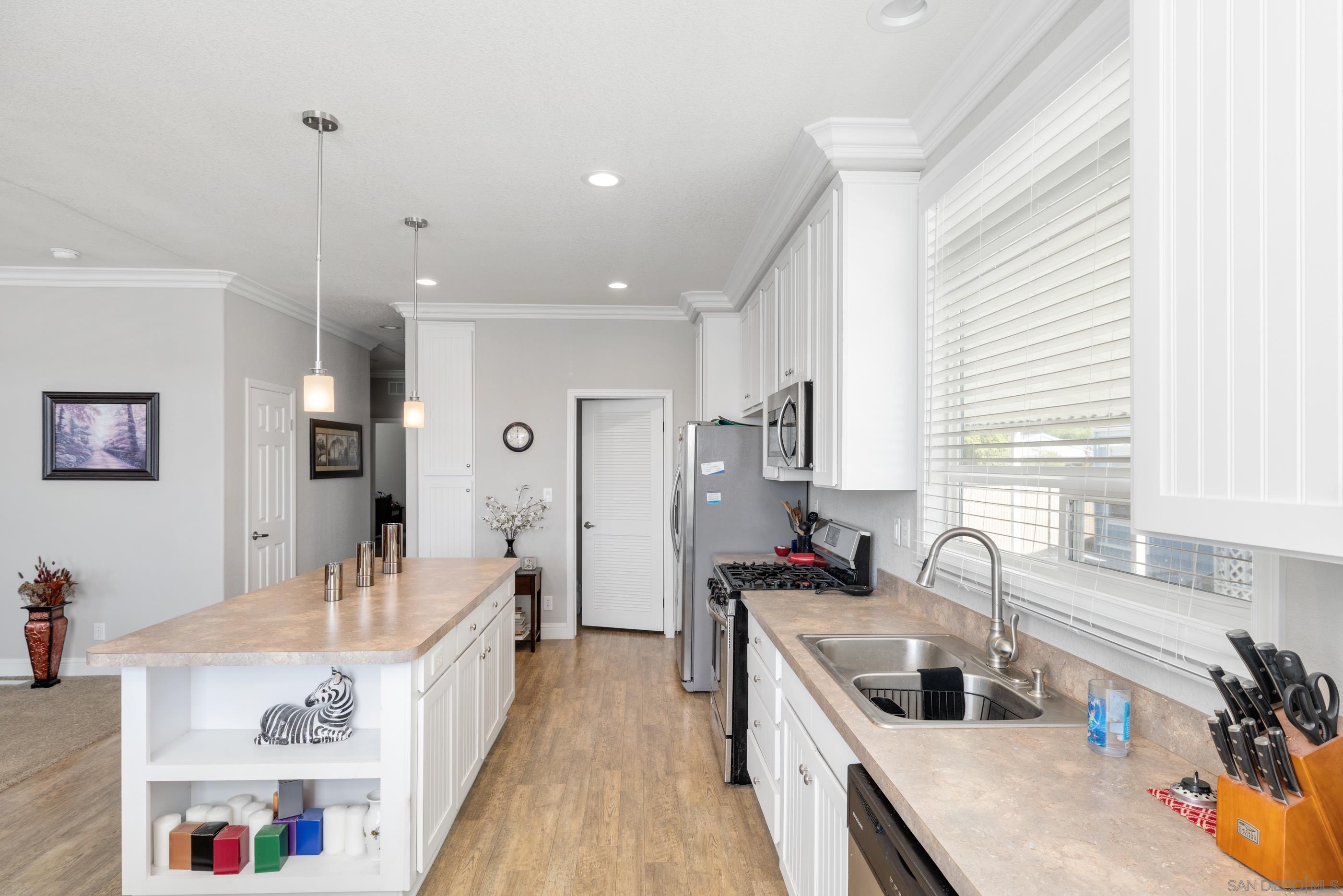 Detail Gallery Image 8 of 21 For 14003  Jasmine  #193,  Poway,  CA 92064 - 3 Beds | 2 Baths