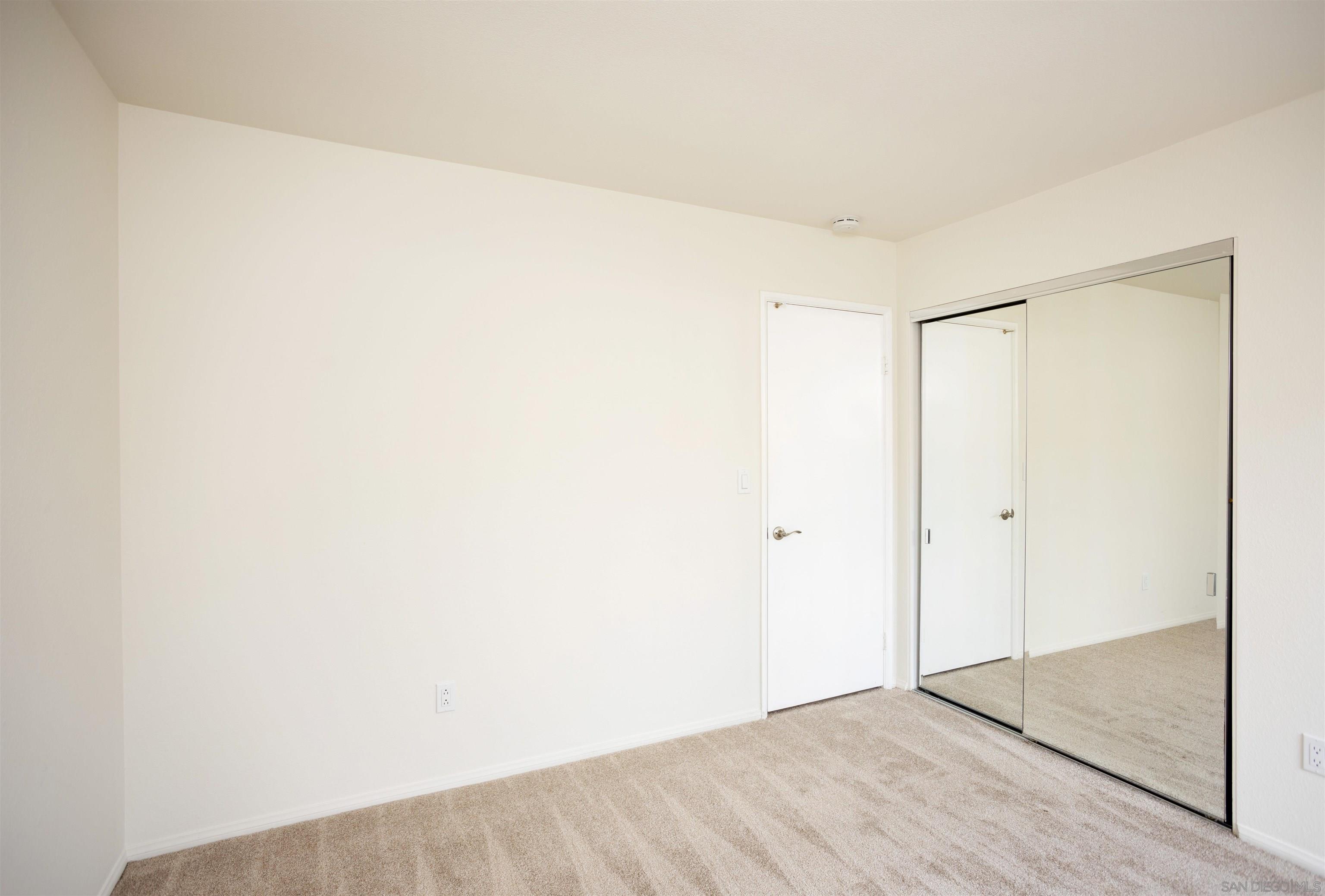 Detail Gallery Image 11 of 16 For 1591  Calle Leticia, La Jolla,  CA 92037 - 4 Beds | 2/1 Baths