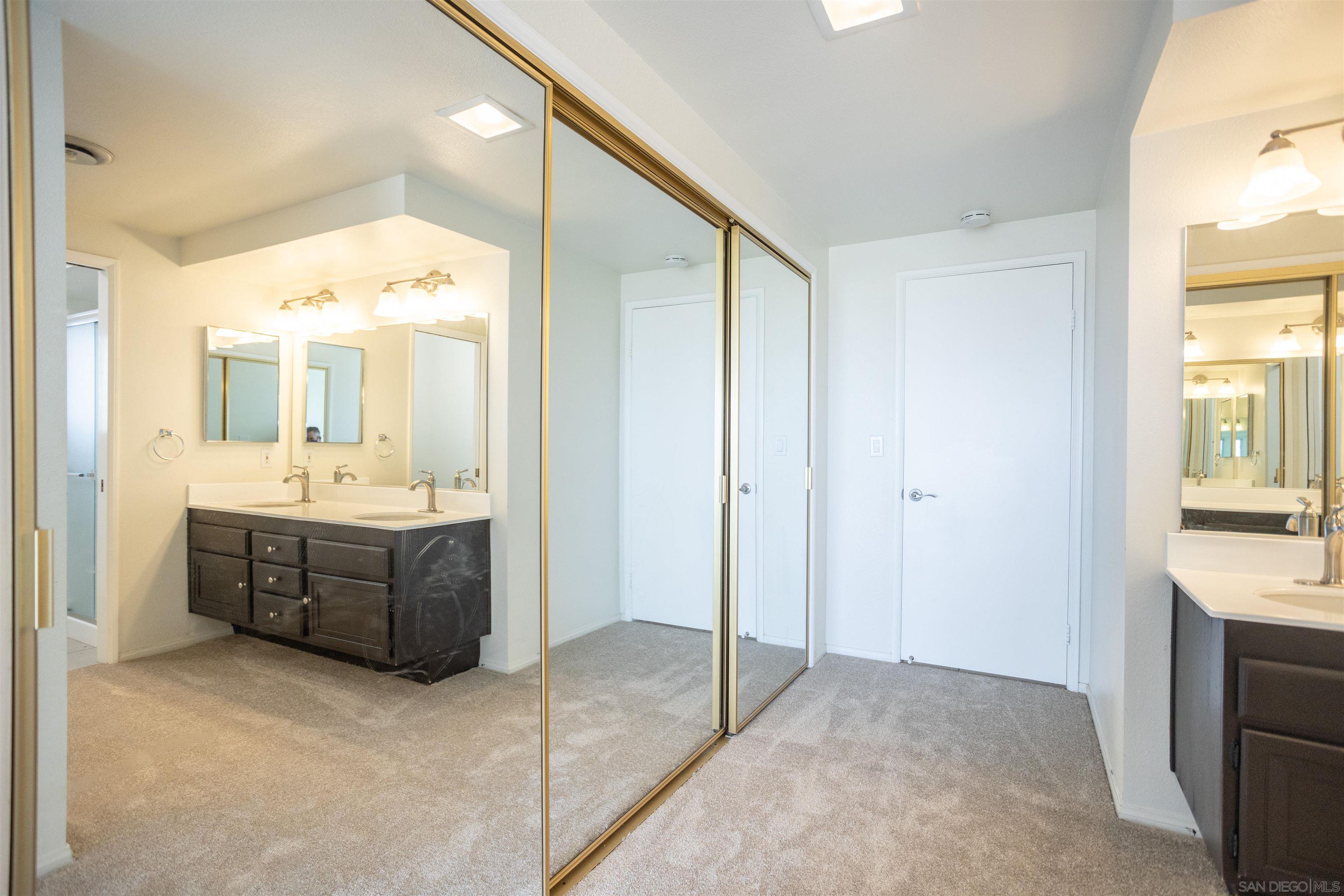 Detail Gallery Image 13 of 16 For 1591  Calle Leticia, La Jolla,  CA 92037 - 4 Beds | 2/1 Baths